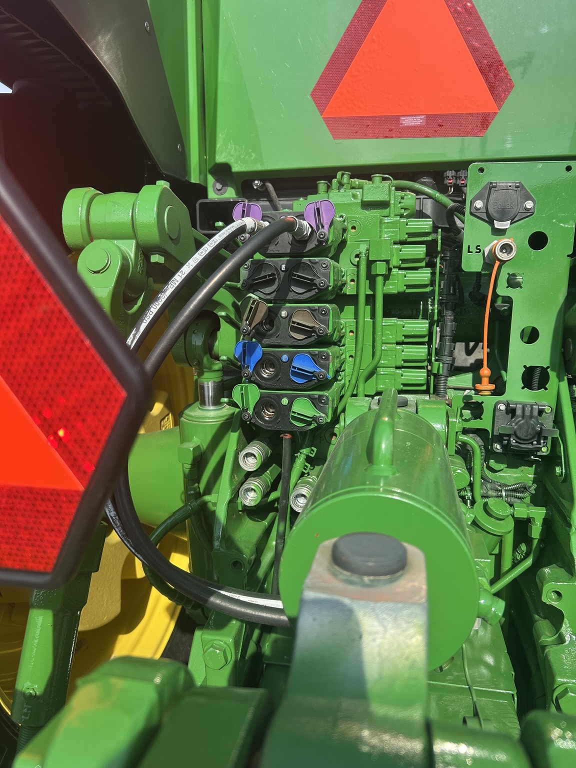 2023 John Deere 8R 340 Tractor