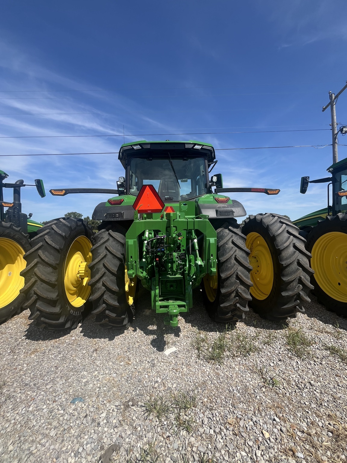 2023 John Deere 8R 310 Tractor