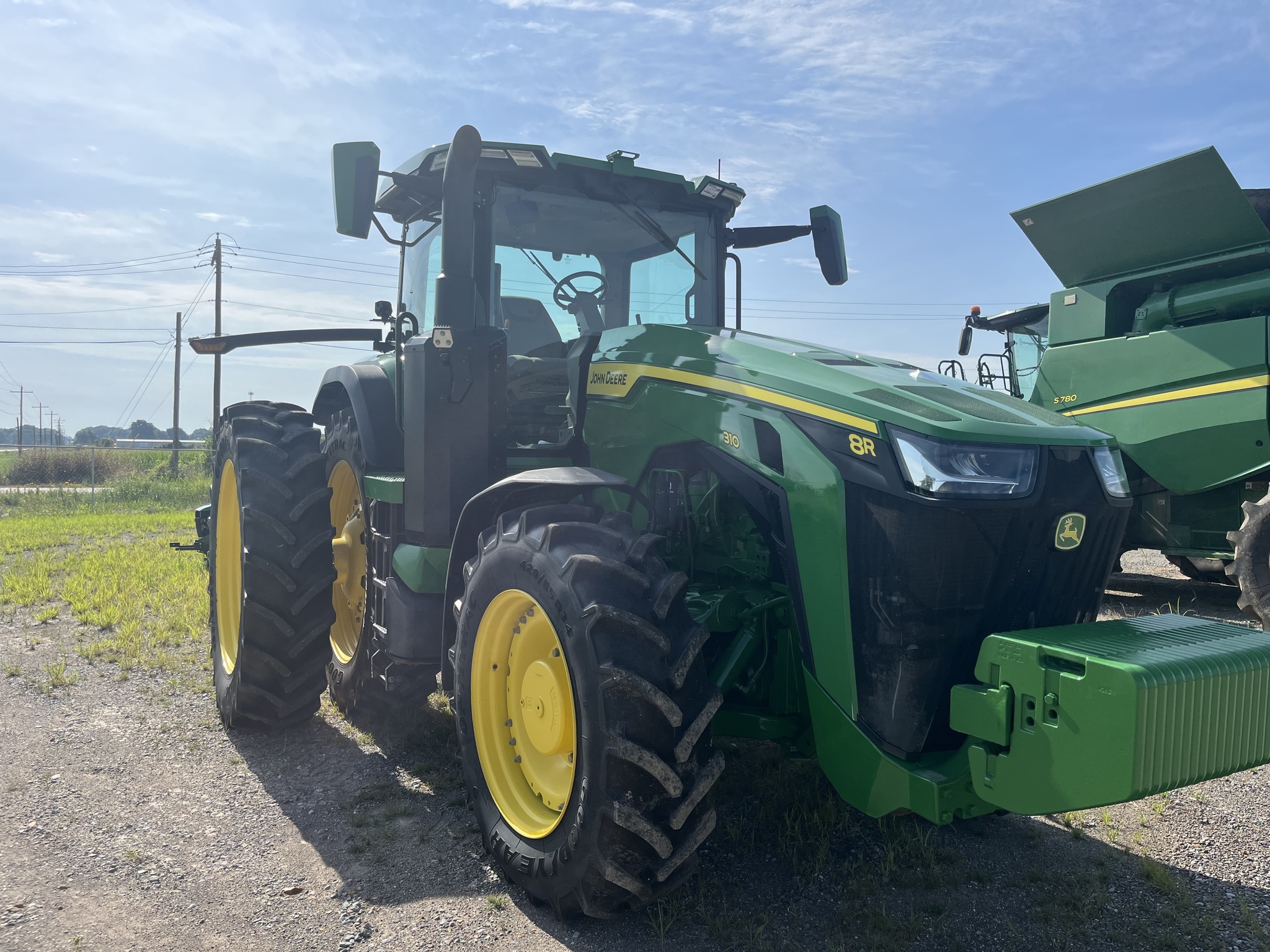 2023 John Deere 8R 310 Tractor