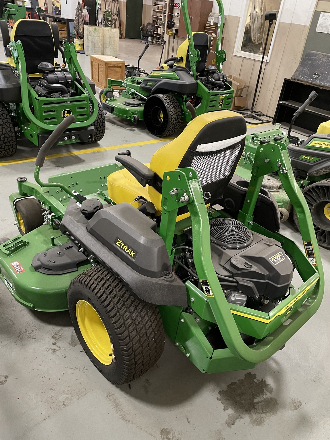 2024 John Deere Z730M Lawn Mower