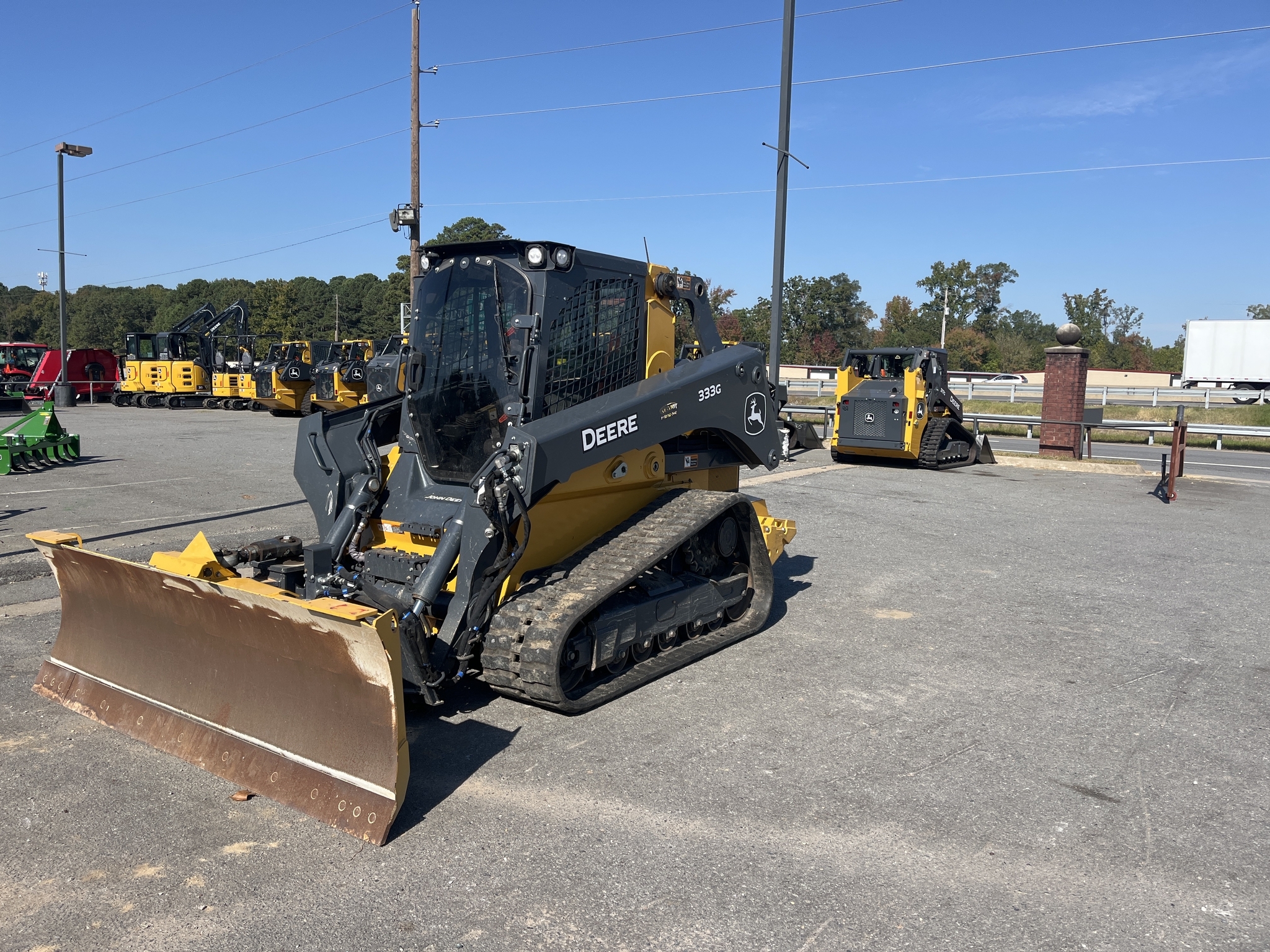 2023 Deere 333G Skid Steer