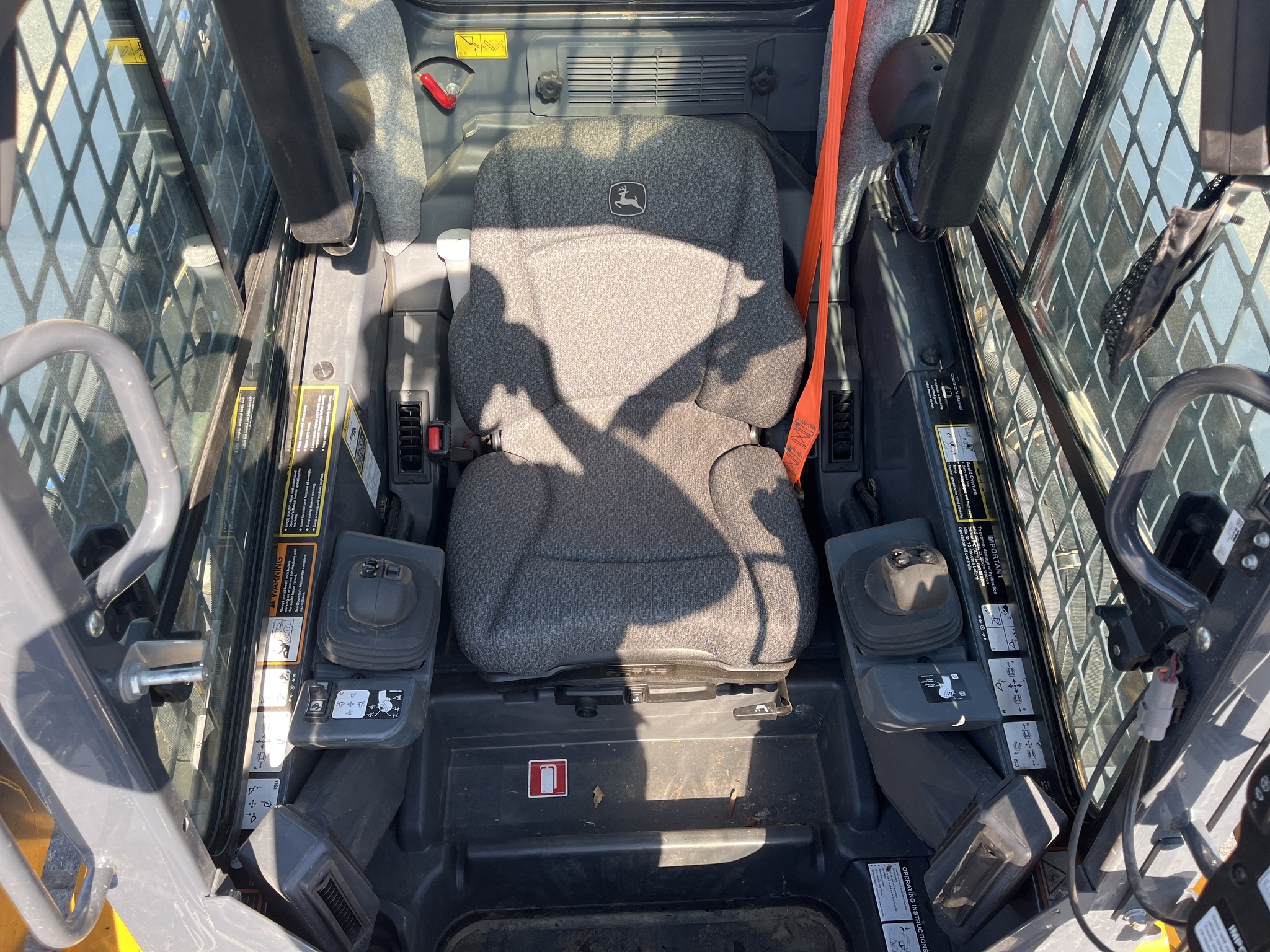 2023 Deere 333G Skid Steer