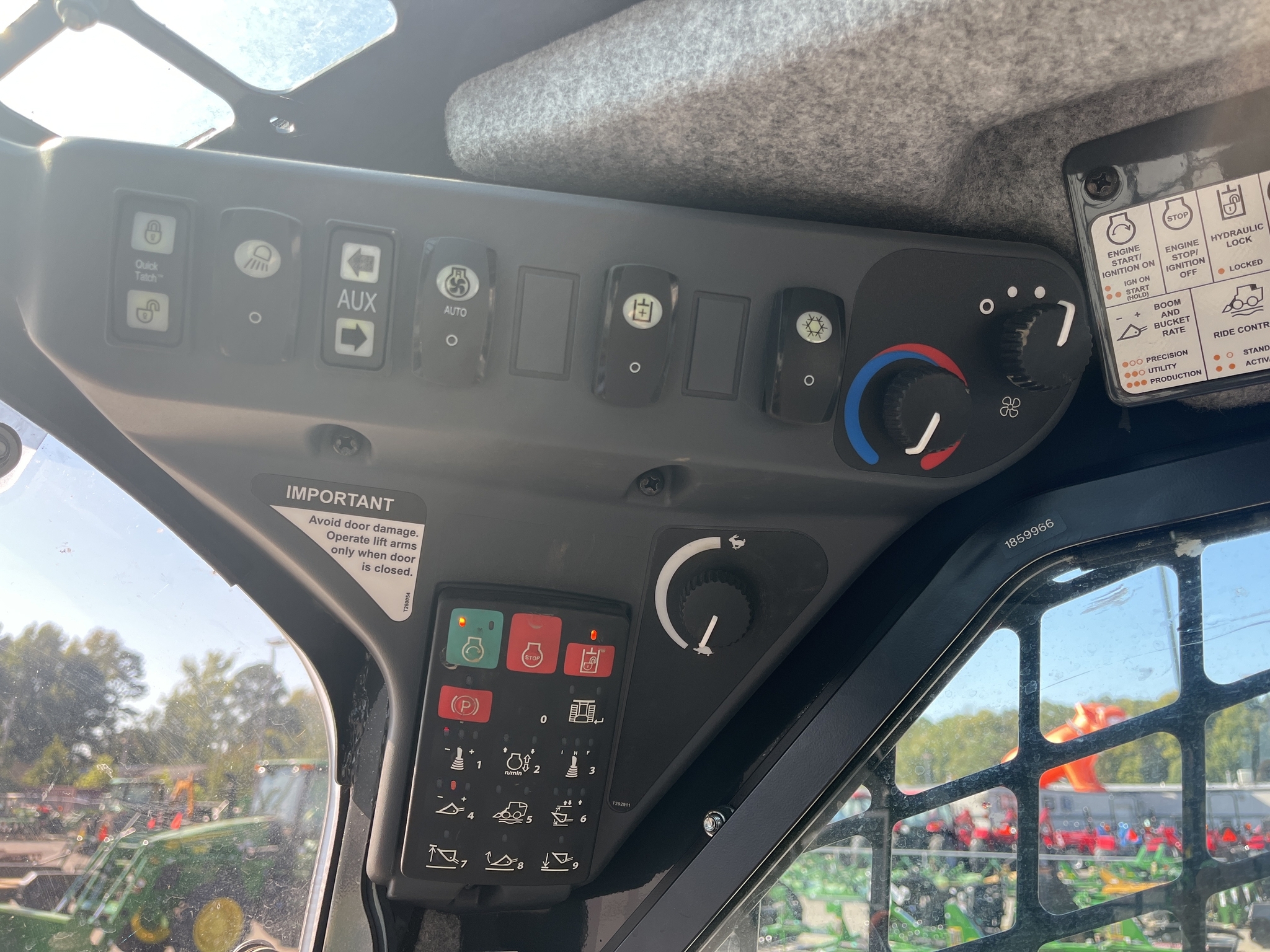 2023 Deere 333G Skid Steer