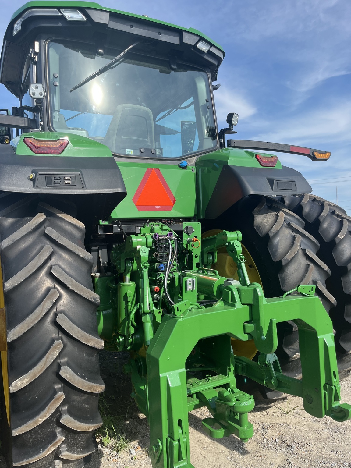 2023 John Deere 8R 310 Tractor