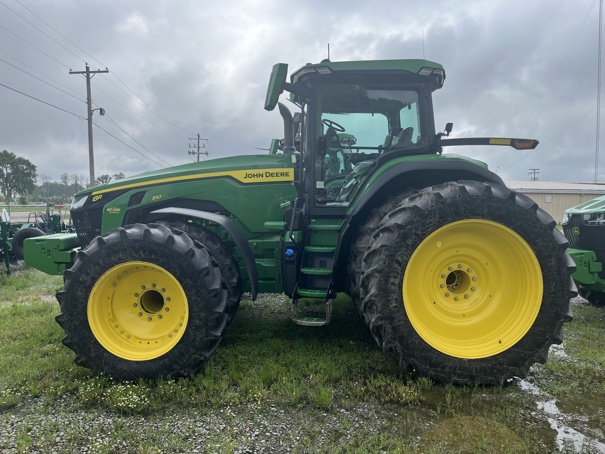 2023 John Deere 8R 310 Tractor
