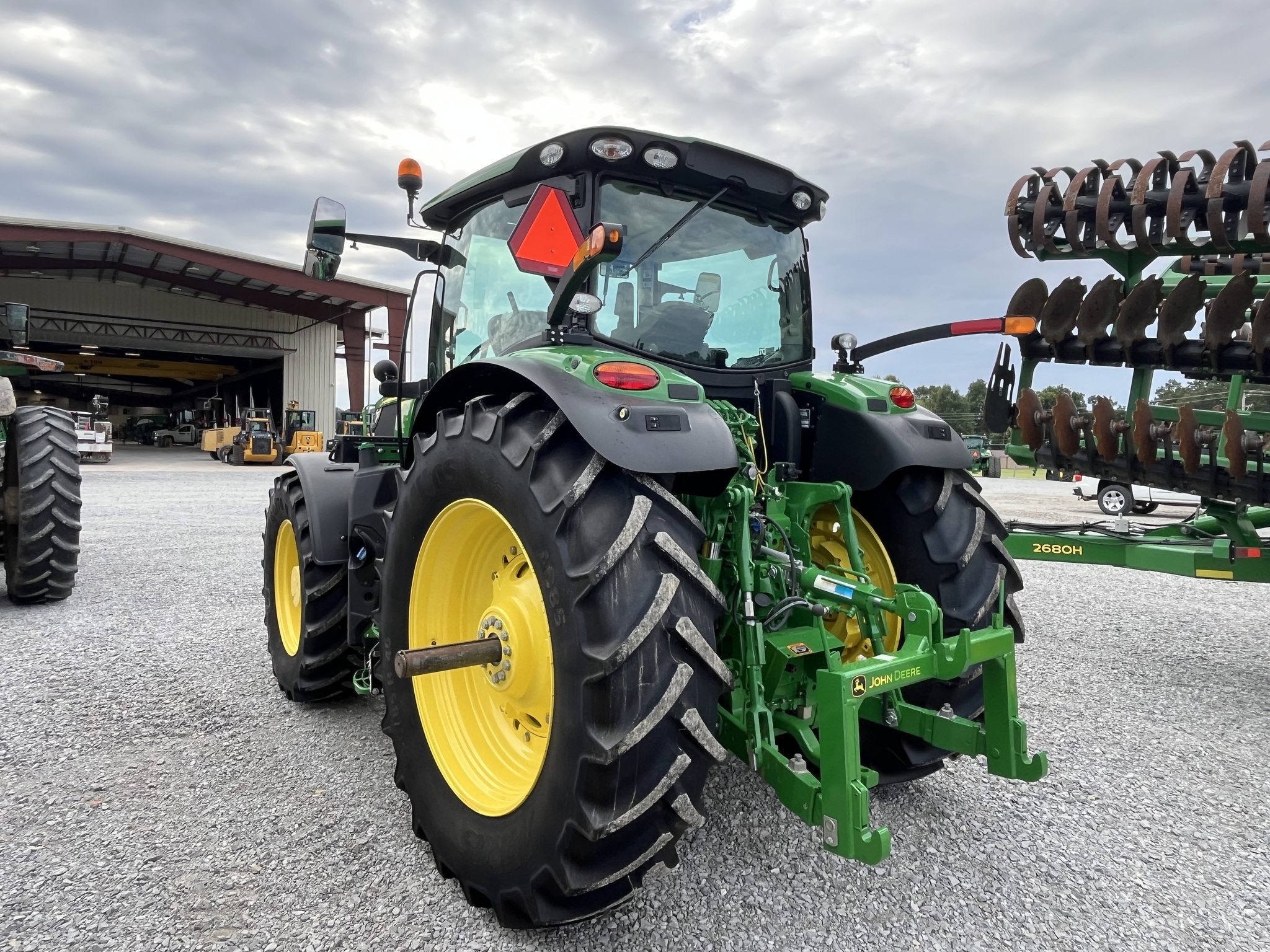 2023 John Deere 6R 195 Tractor