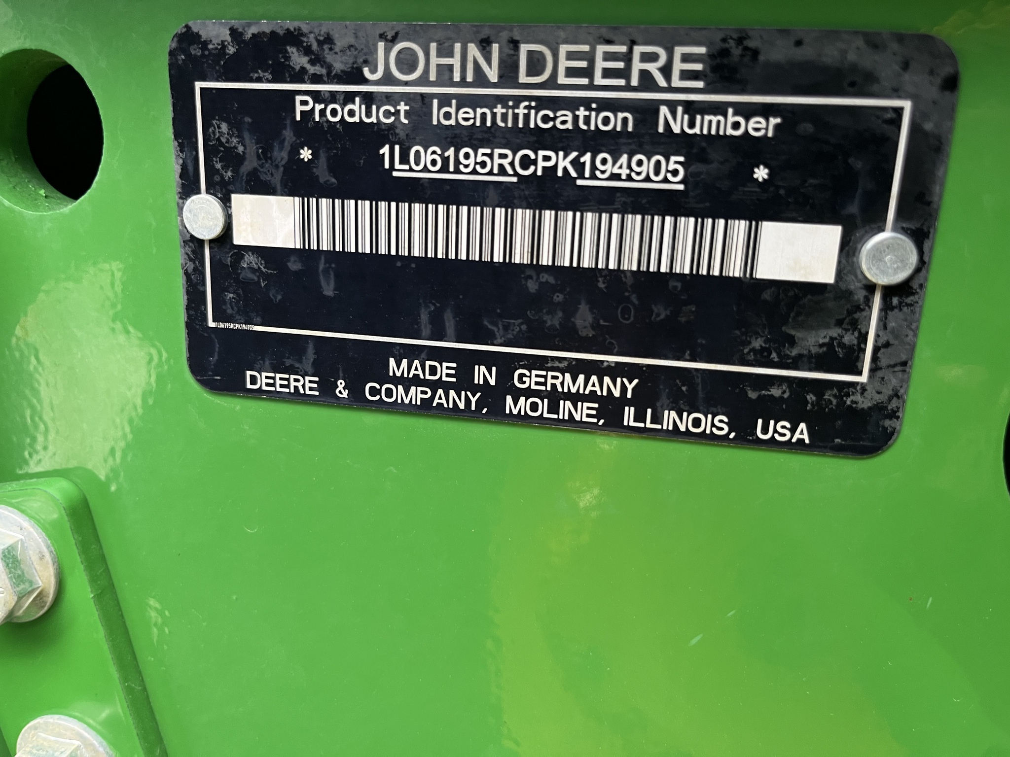 2023 John Deere 6R 195 Tractor