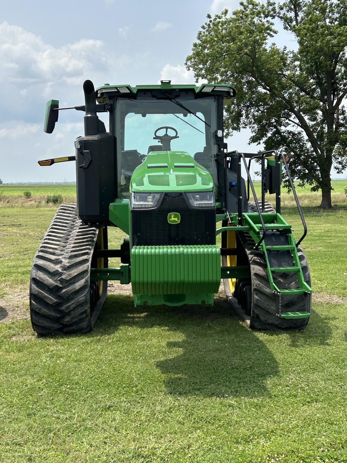 2023 John Deere 8RT 370 Tractor
