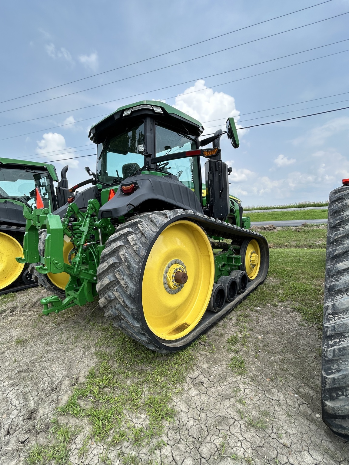 2023 John Deere 8RT 370 Tractor