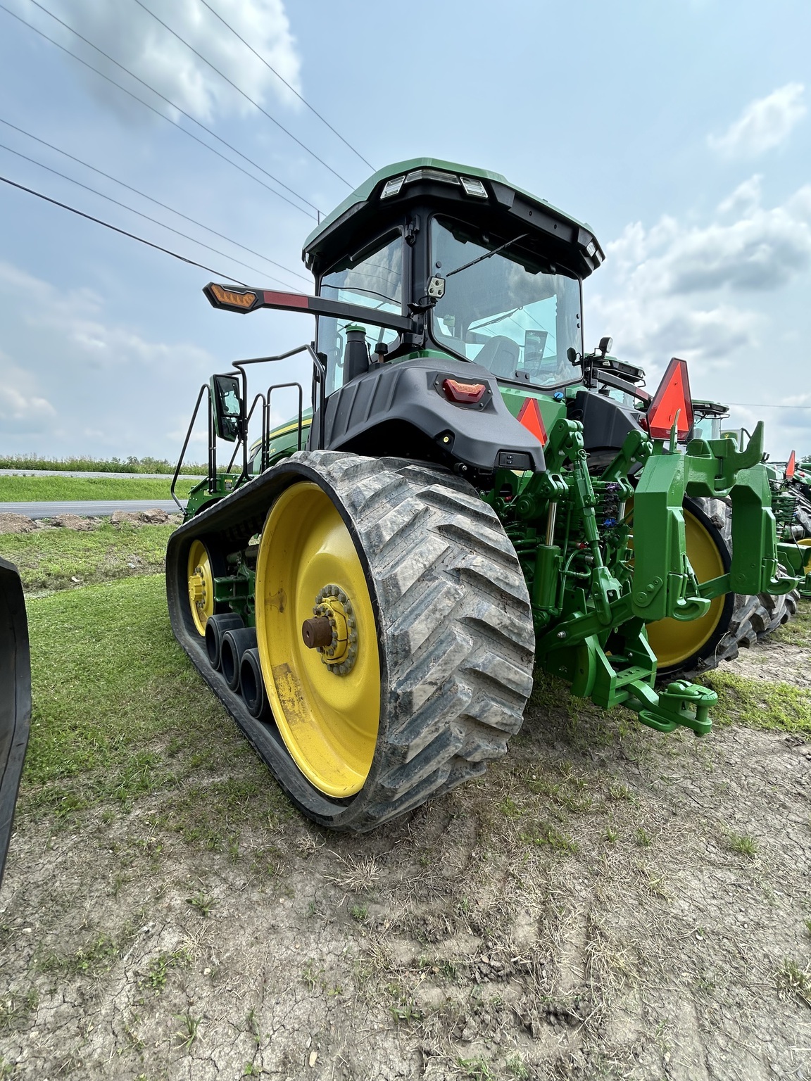 2023 John Deere 8RT 370 Tractor