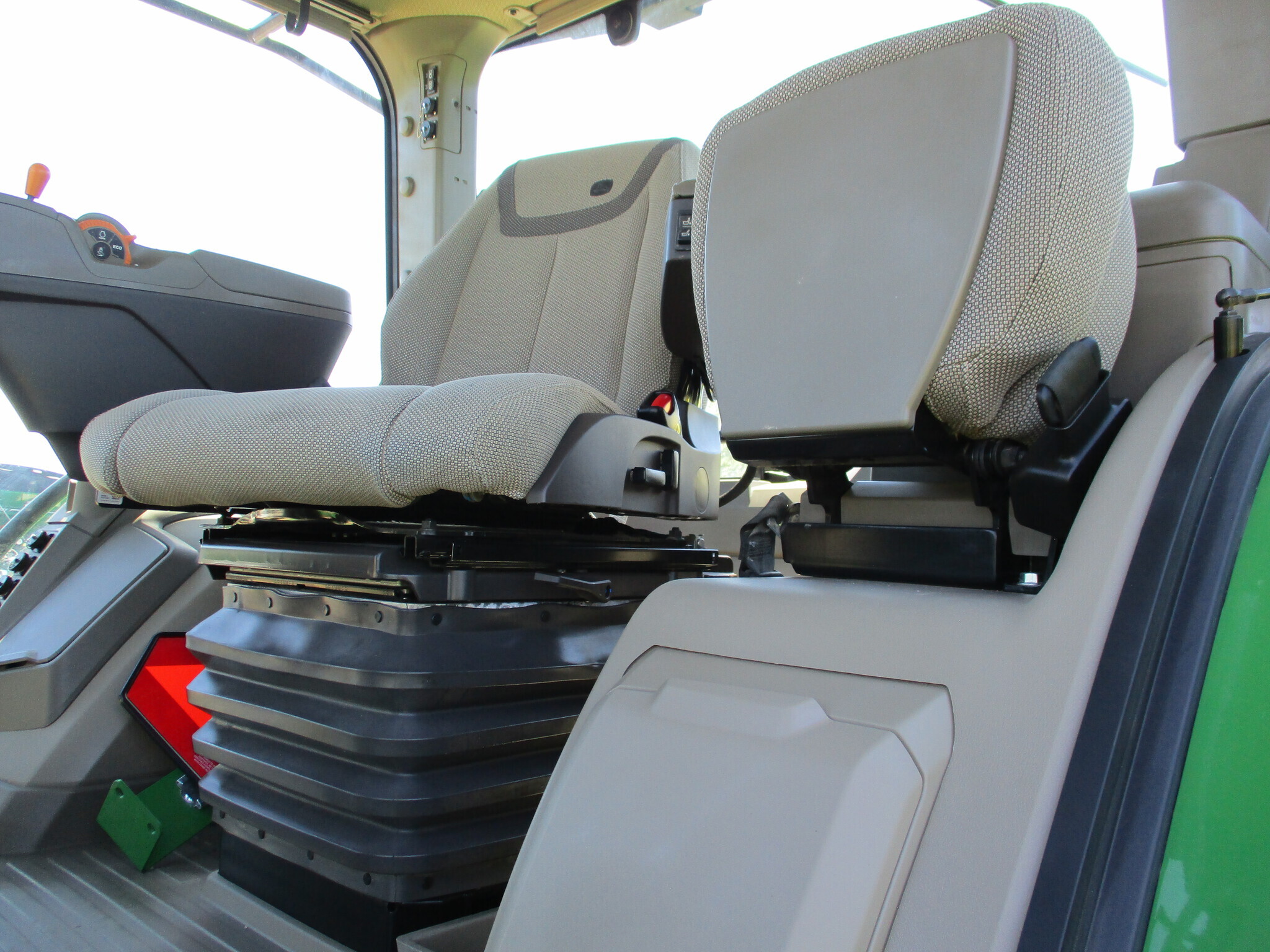 2024 John Deere 8R 280 Tractor
