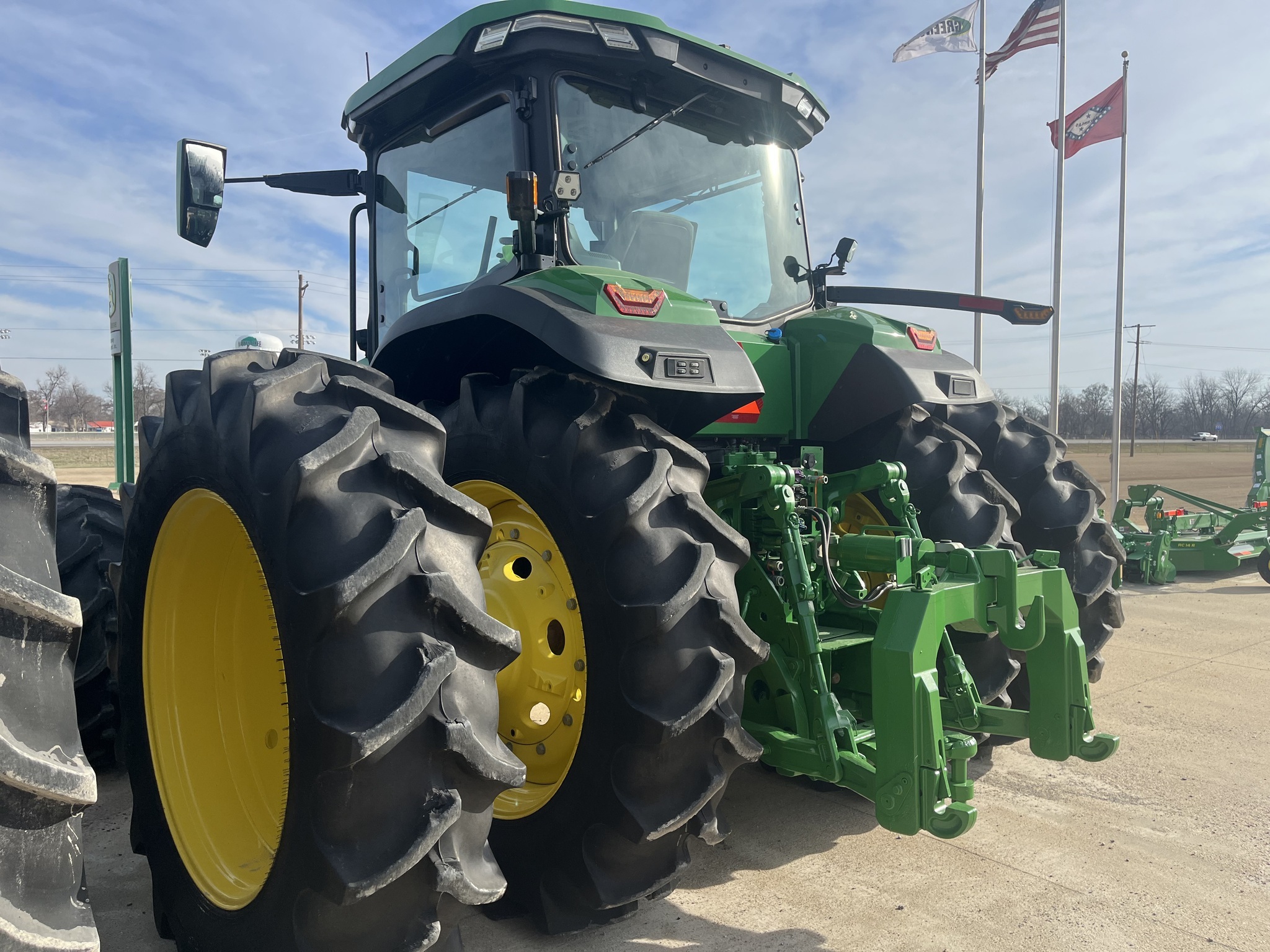 2023 John Deere 8R 280 Tractor