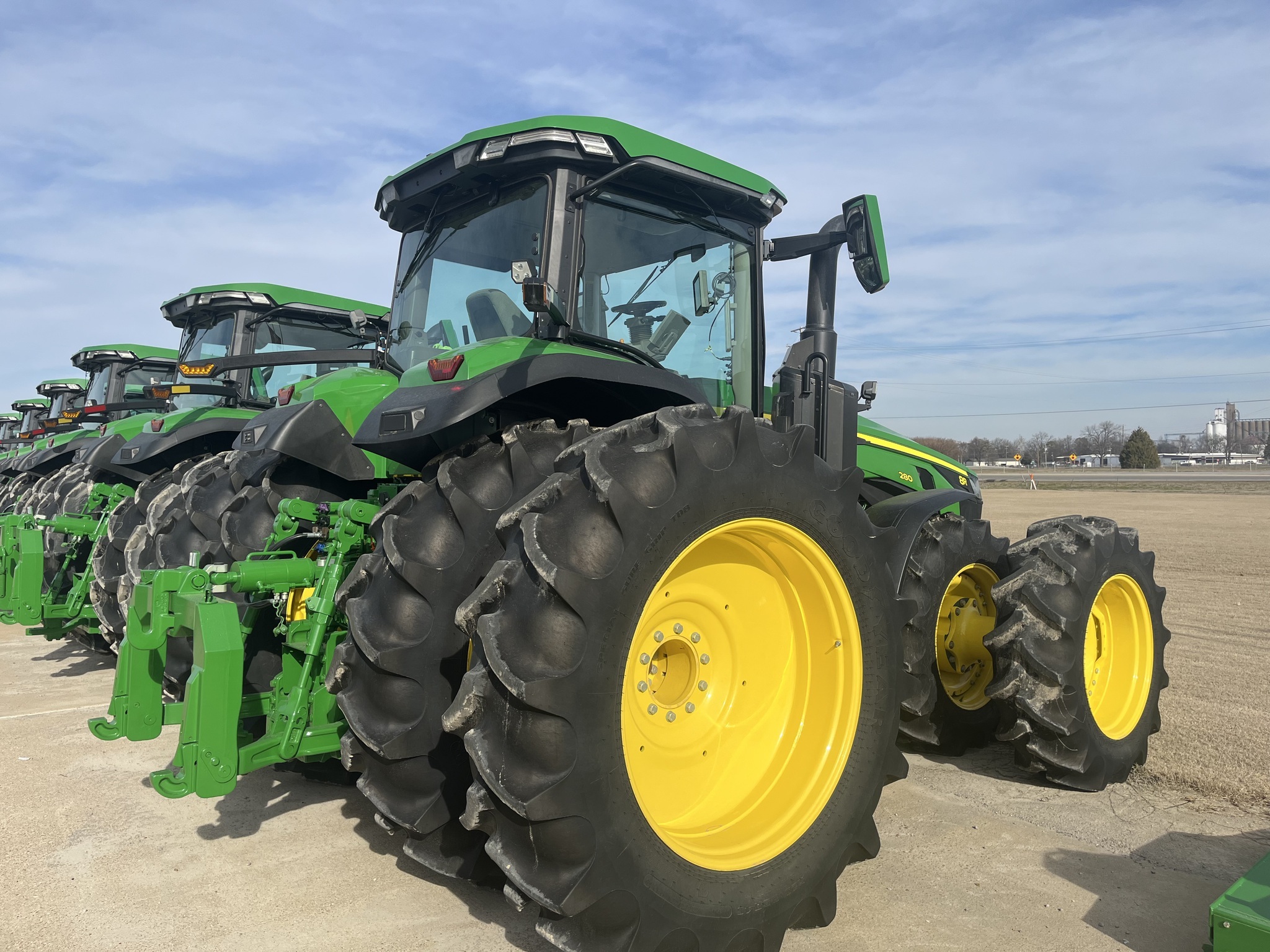 2023 John Deere 8R 280 Tractor