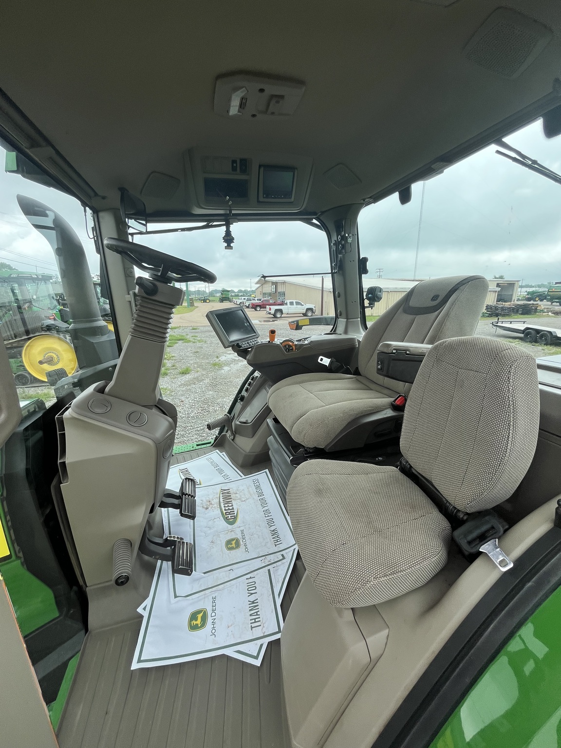 2023 John Deere 8R 310 Tractor