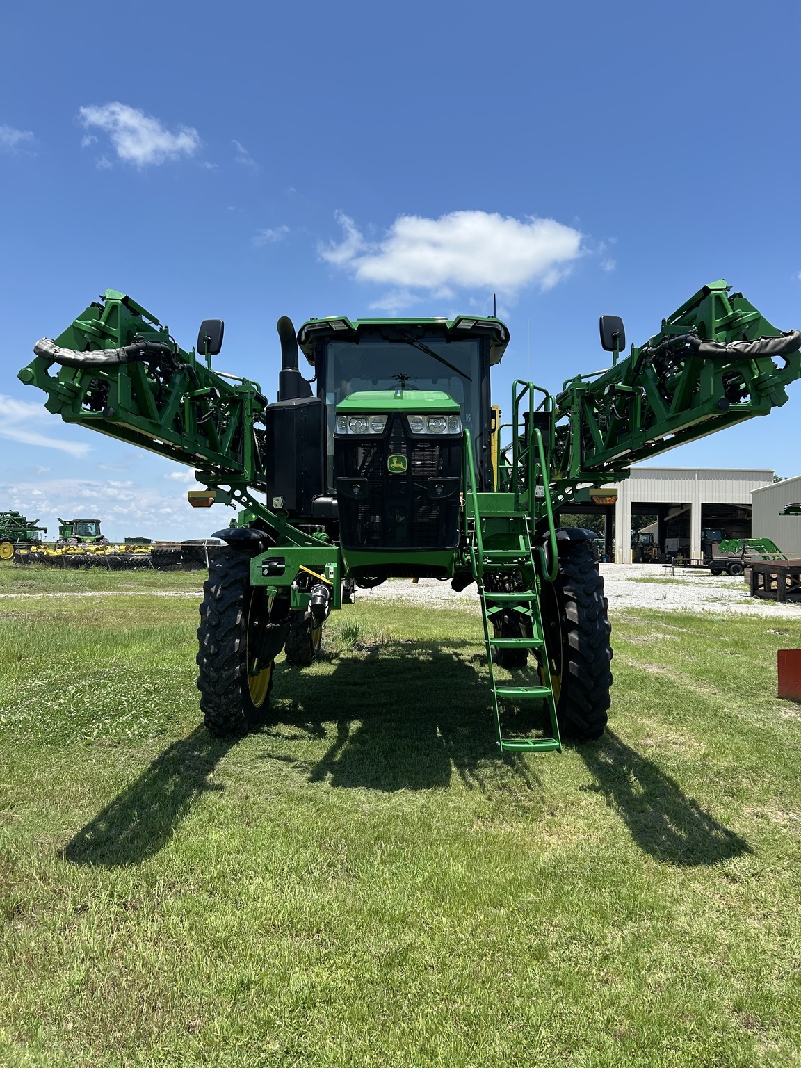 2023 John Deere 412R Self-Propelled Sprayer
