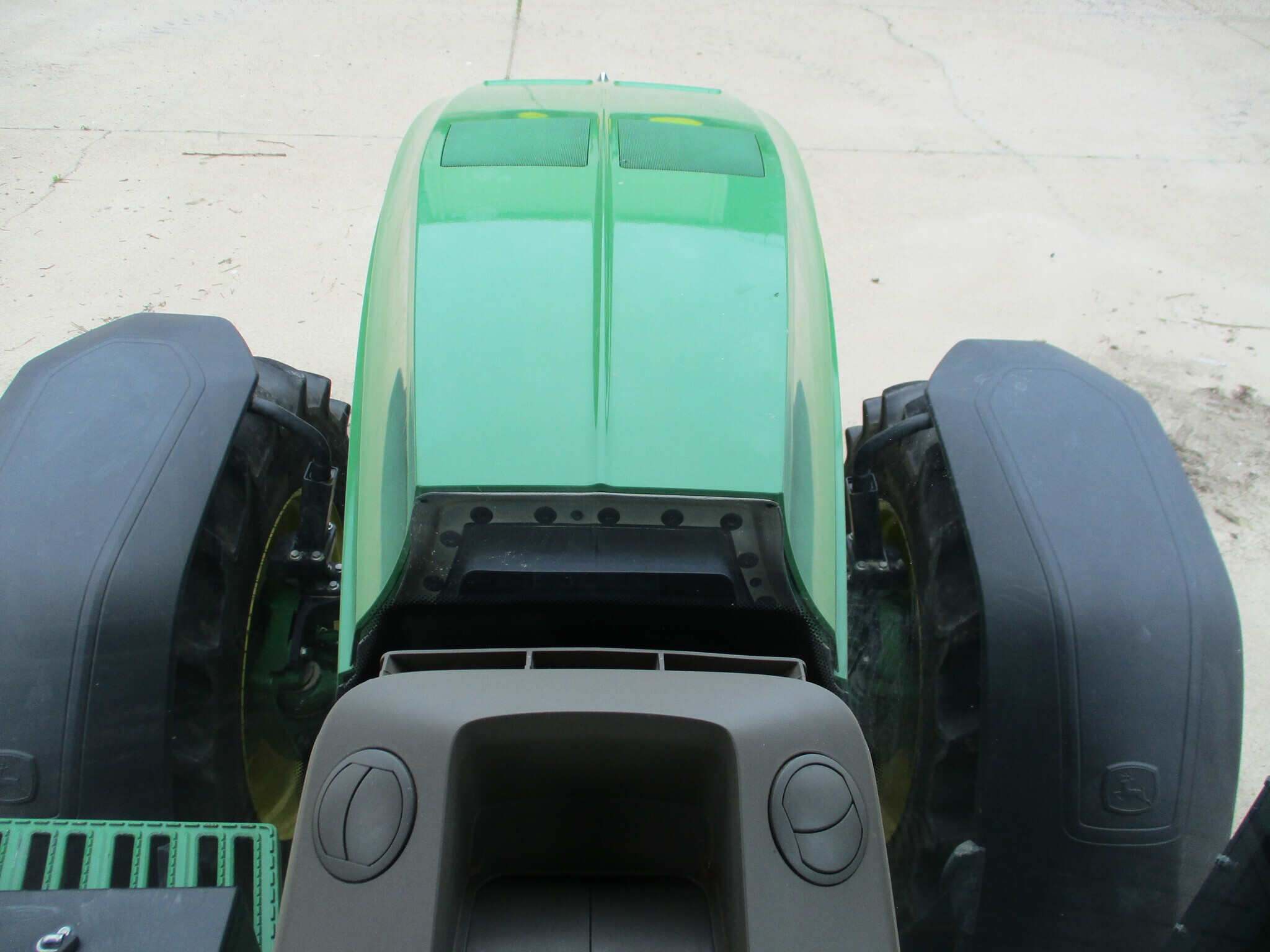 2024 John Deere 8R 410 Tractor