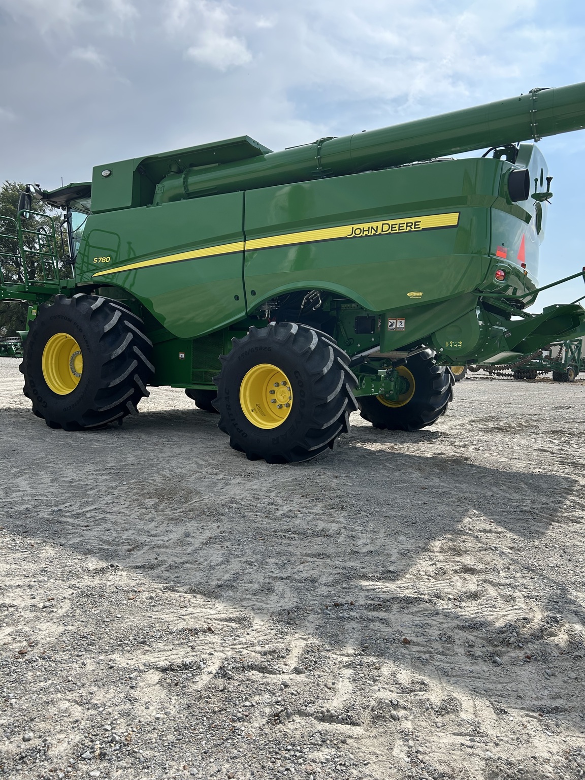 2024 John Deere S780 Combine