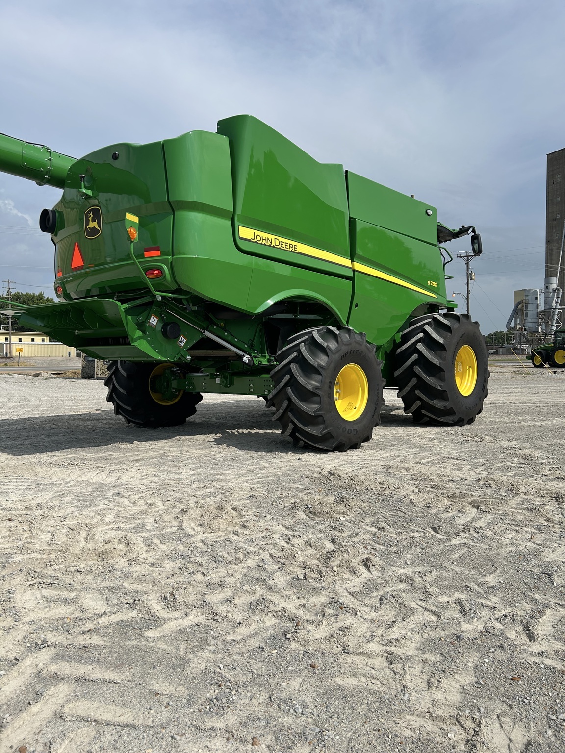 2024 John Deere S780 Combine