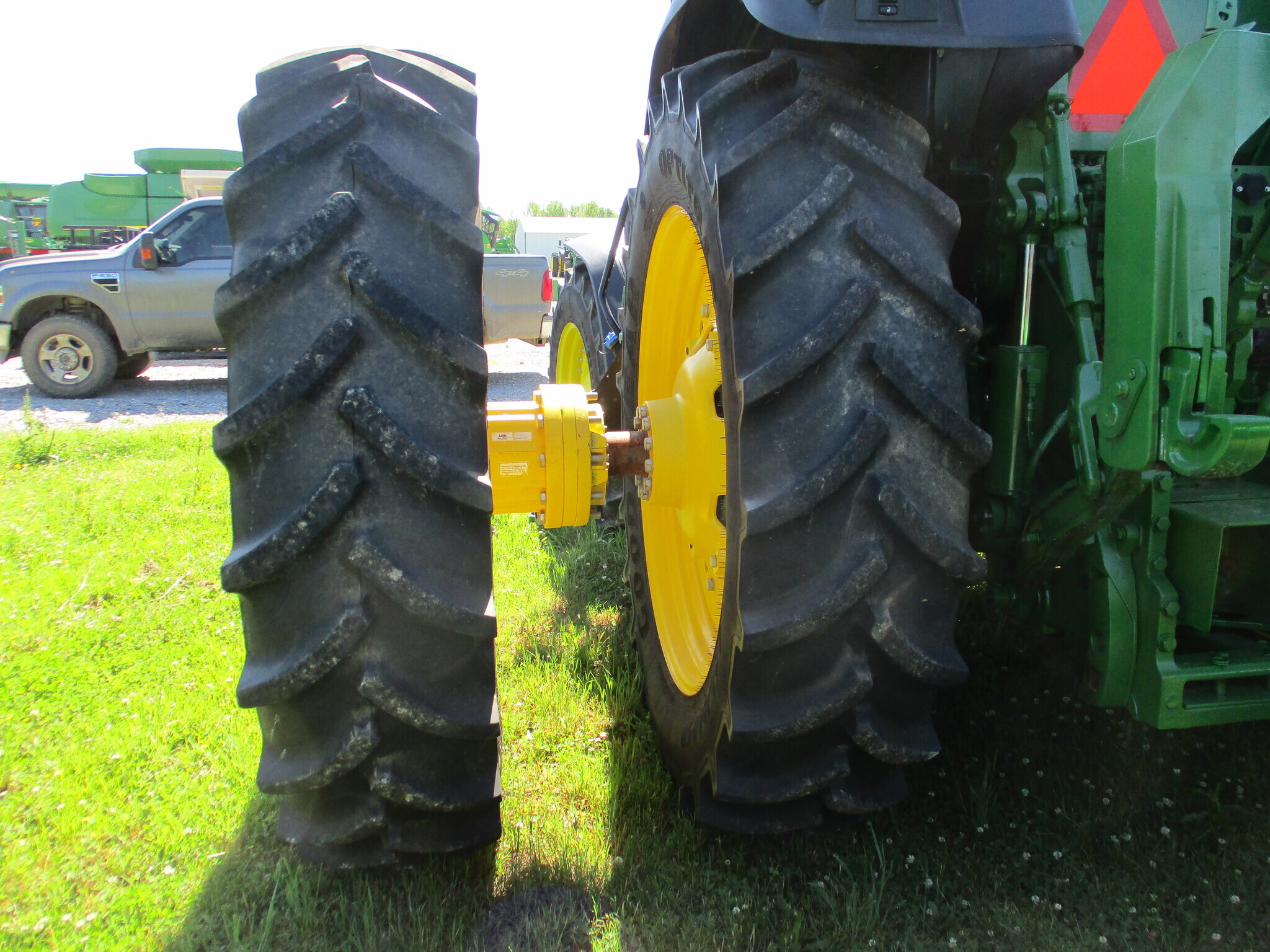 2024 John Deere 8R 280 Tractor