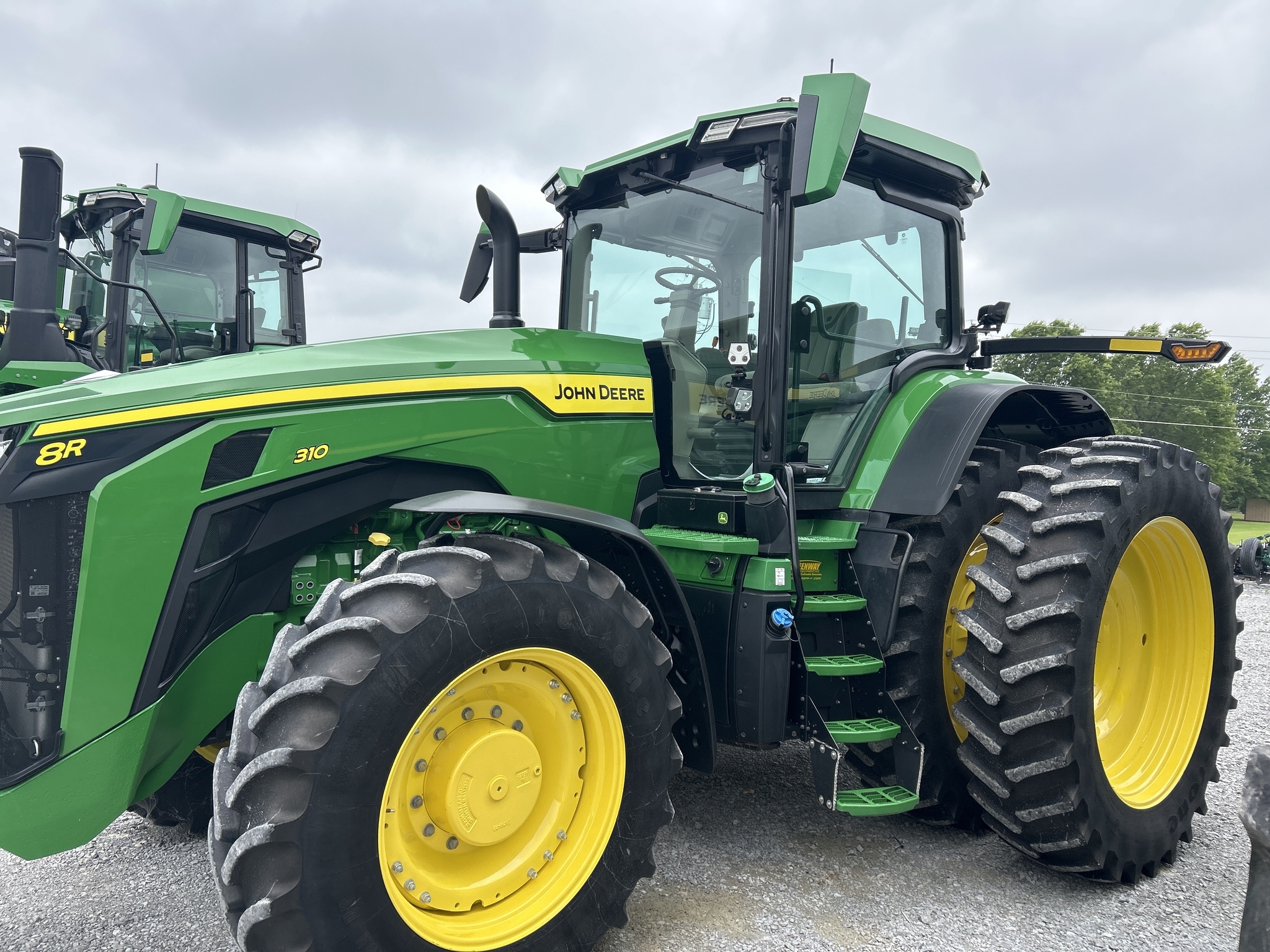 2023 John Deere 8R 310 Tractor