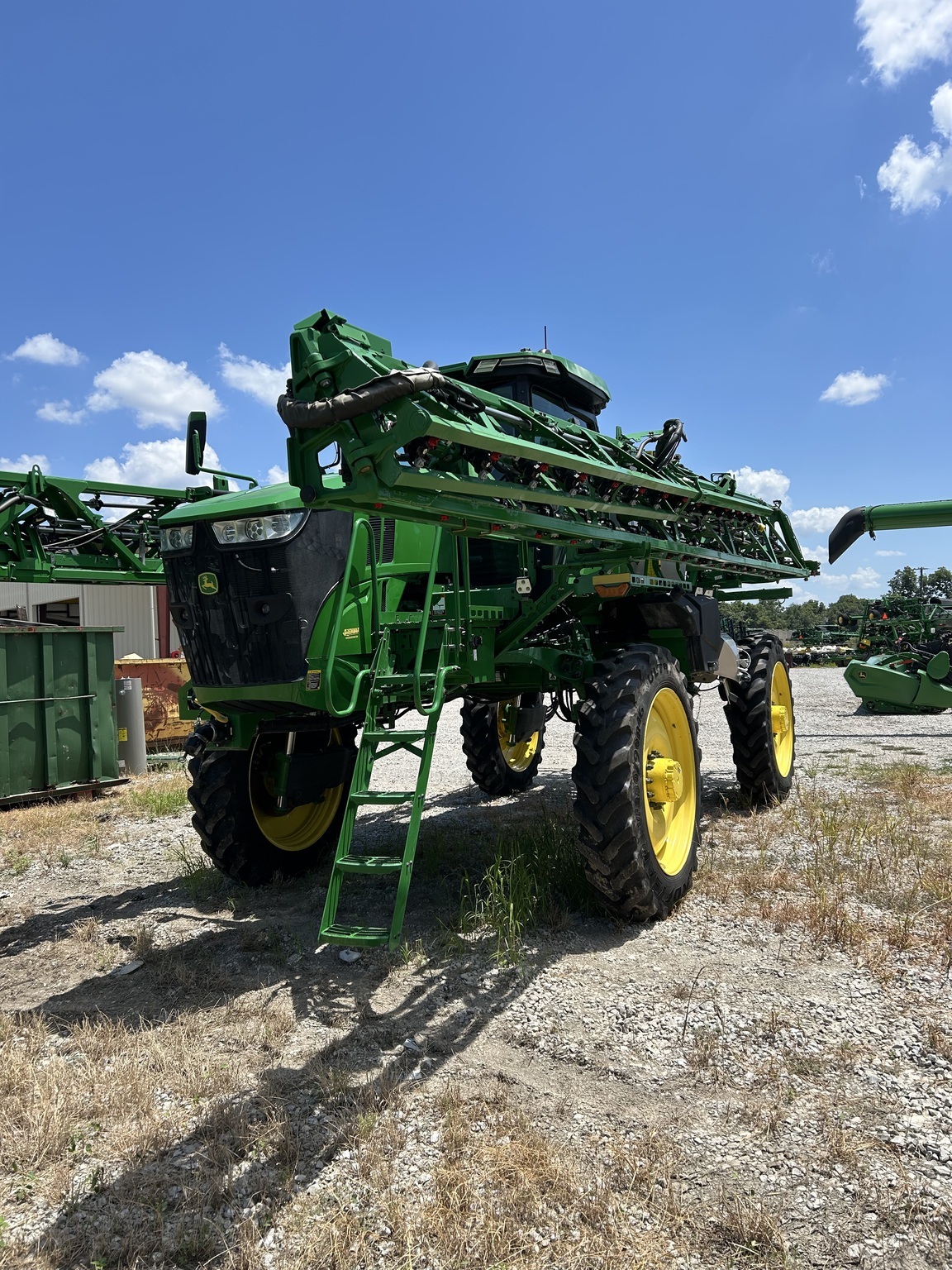 2023 John Deere 412R Self-Propelled Sprayer