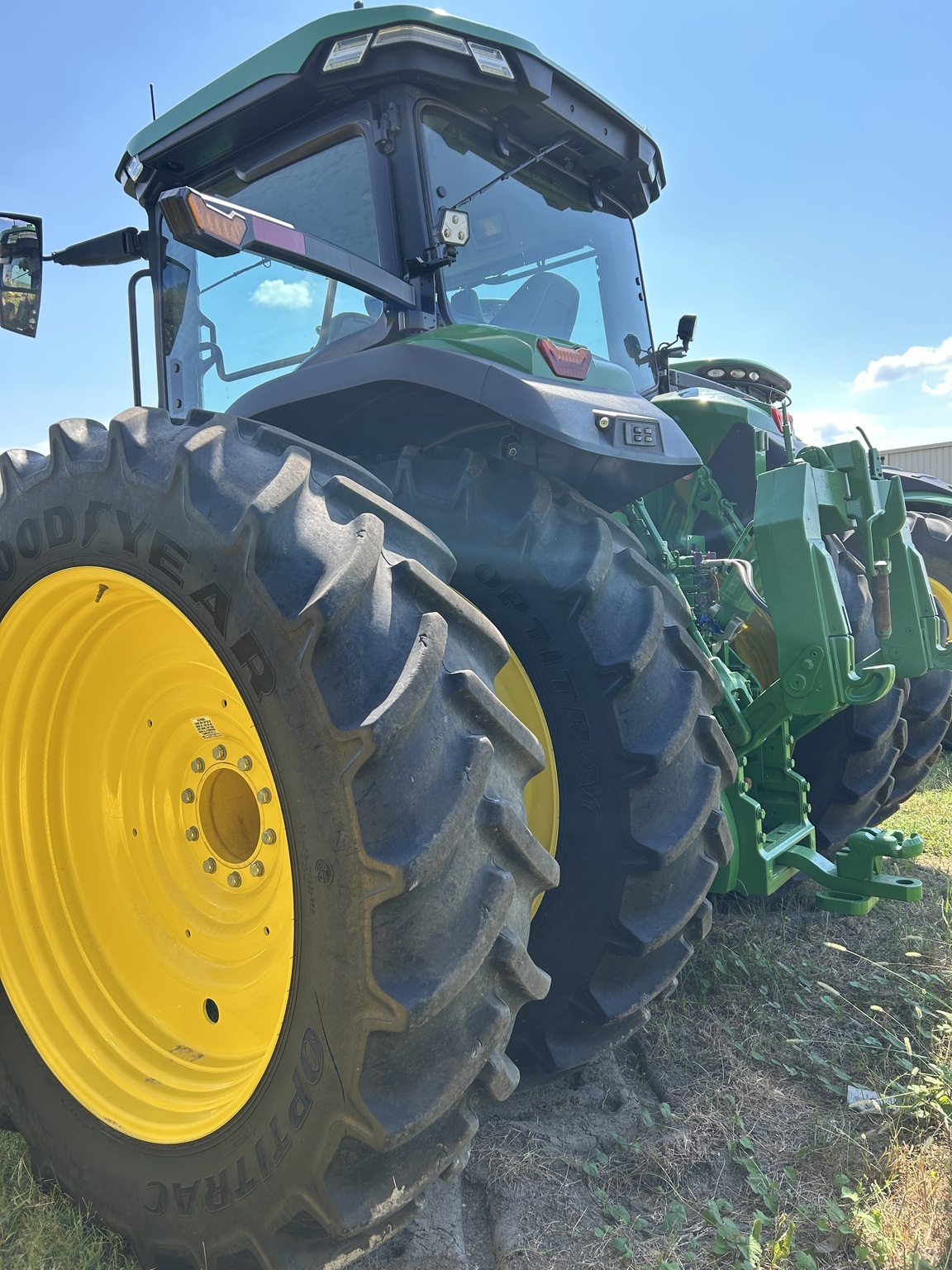 2023 John Deere 8R 340 Tractor
