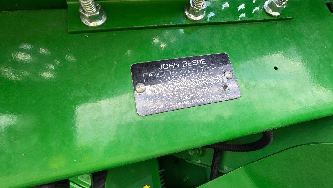 2023 John Deere S790 Combine