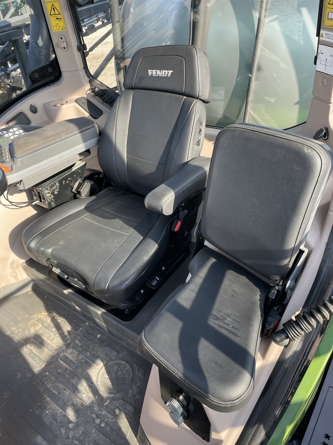2024 Fendt RG937 Self-Propelled Sprayer