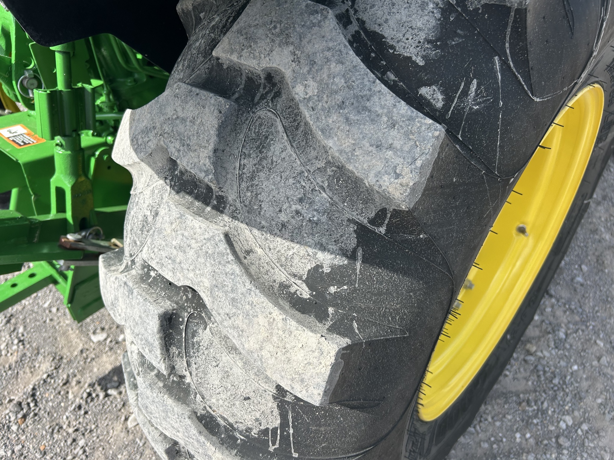 2018 John Deere 5065E Tractor