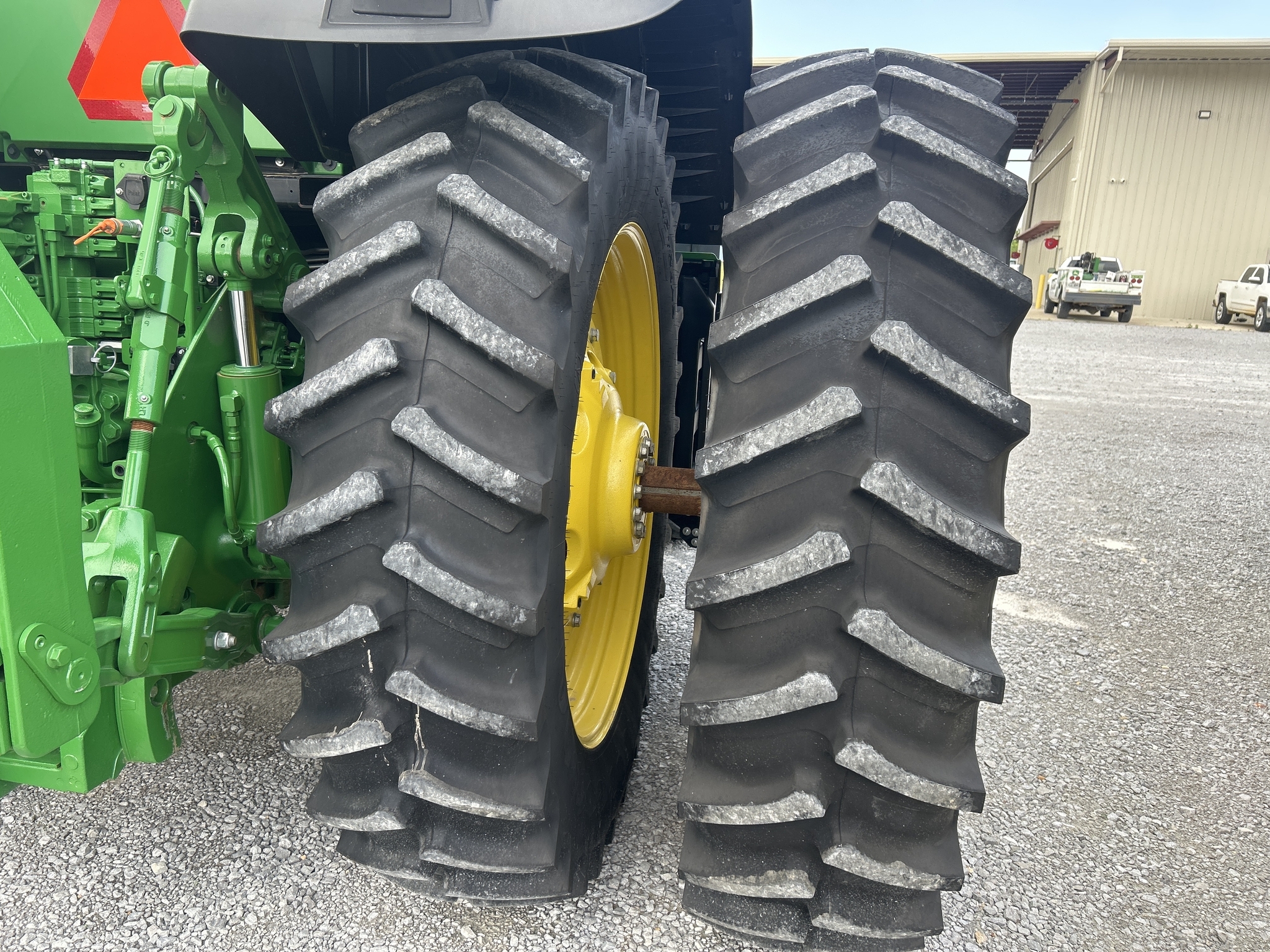 2023 John Deere 8R 310 Tractor