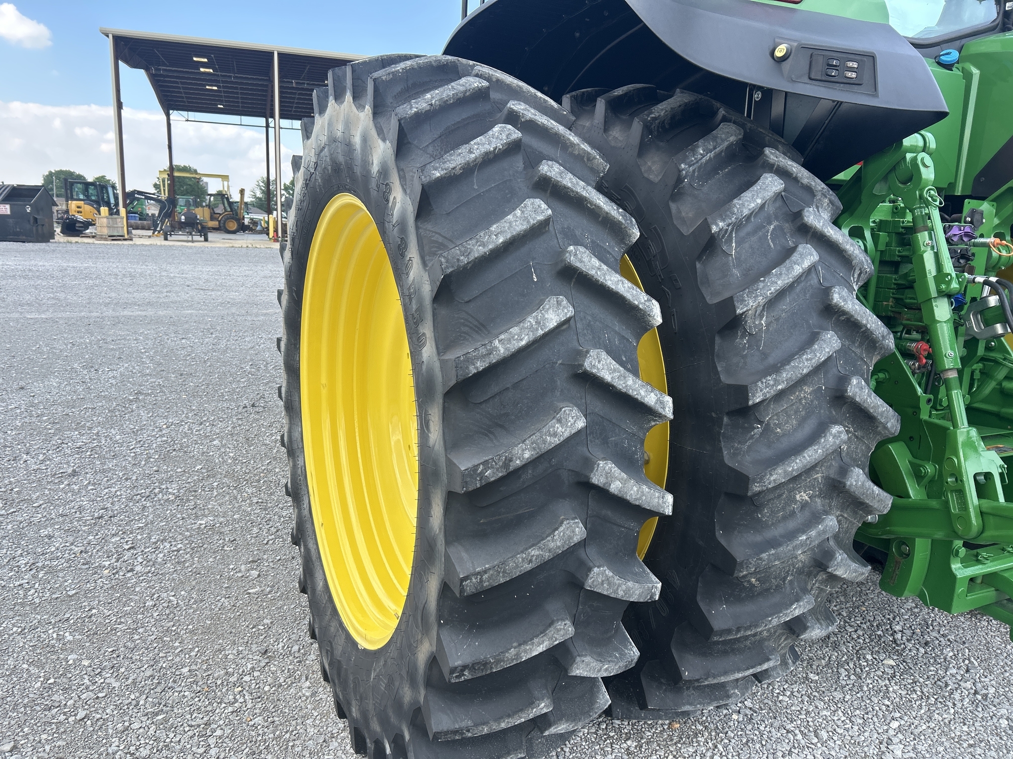 2023 John Deere 8R 310 Tractor