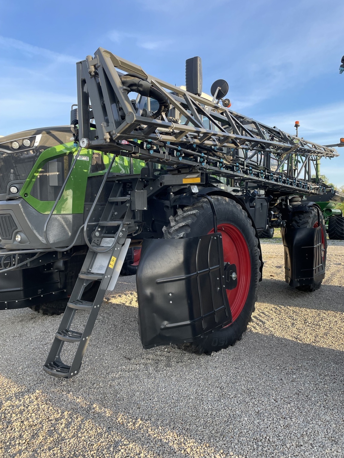2025 Fendt RG934 Self-Propelled Sprayer
