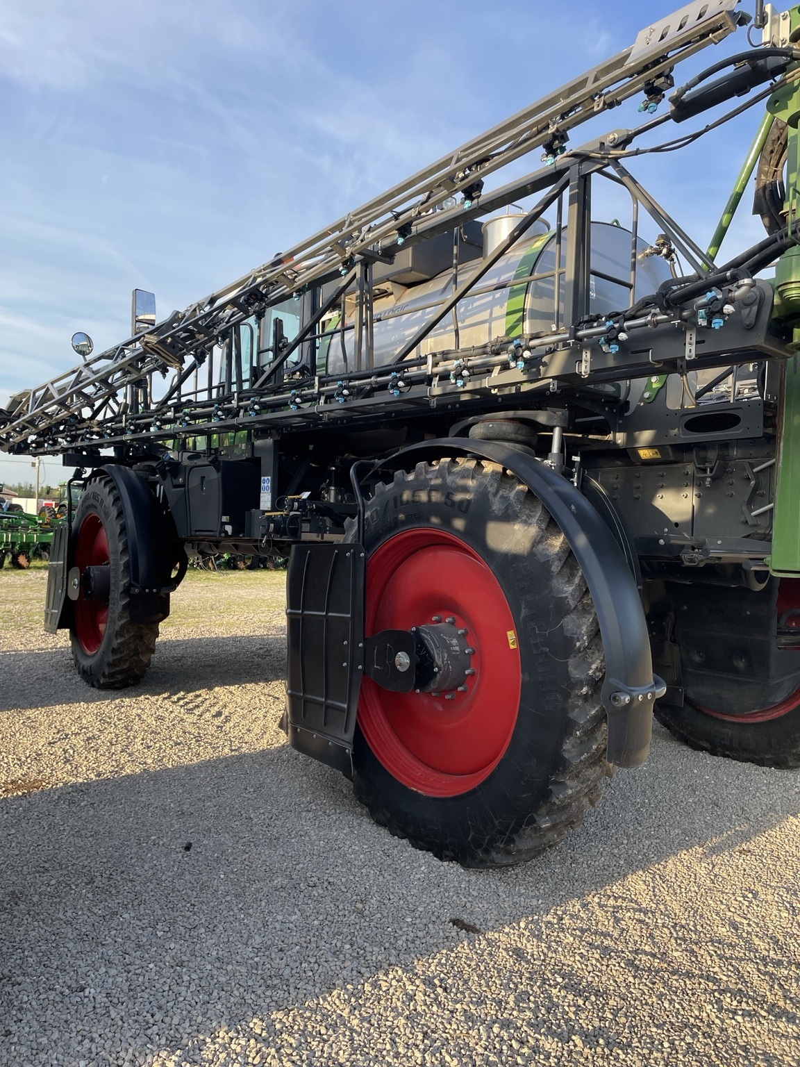 2025 Fendt RG934 Self-Propelled Sprayer