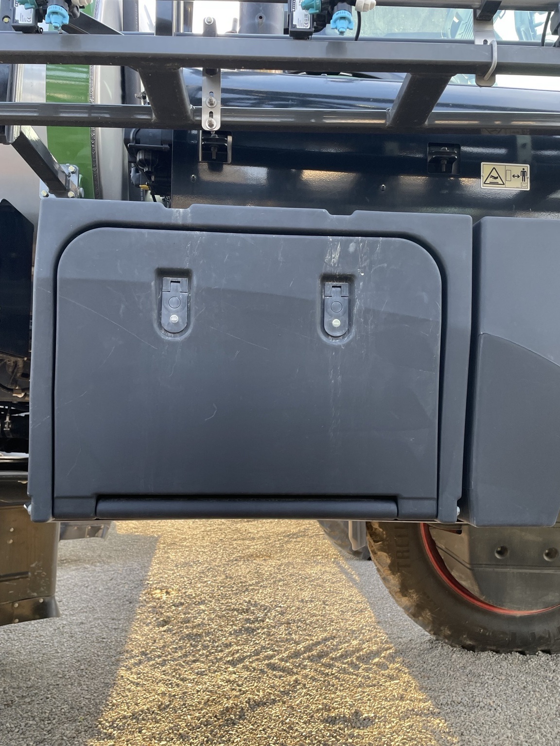 2025 Fendt RG934 Self-Propelled Sprayer