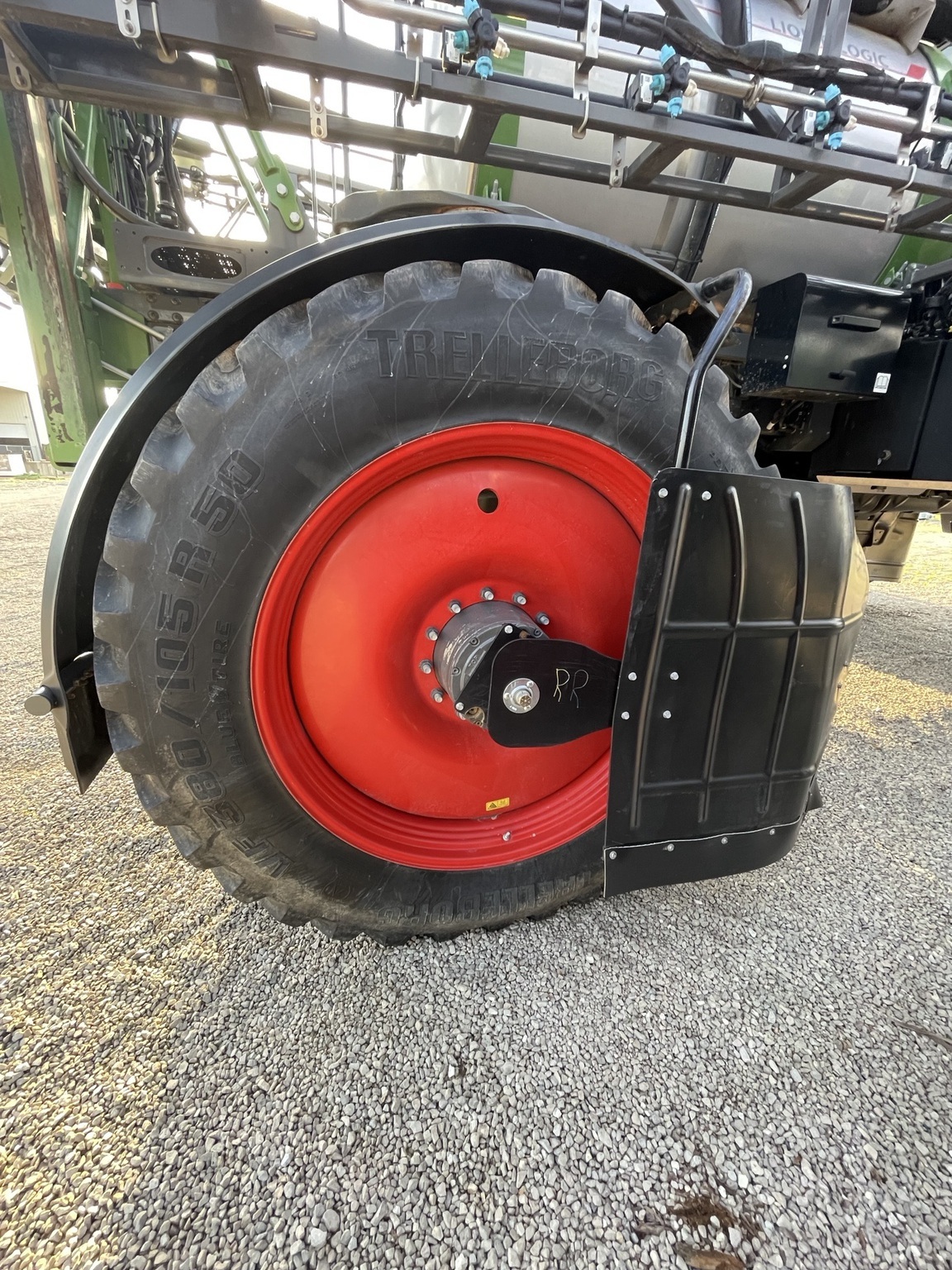 2025 Fendt RG934 Self-Propelled Sprayer