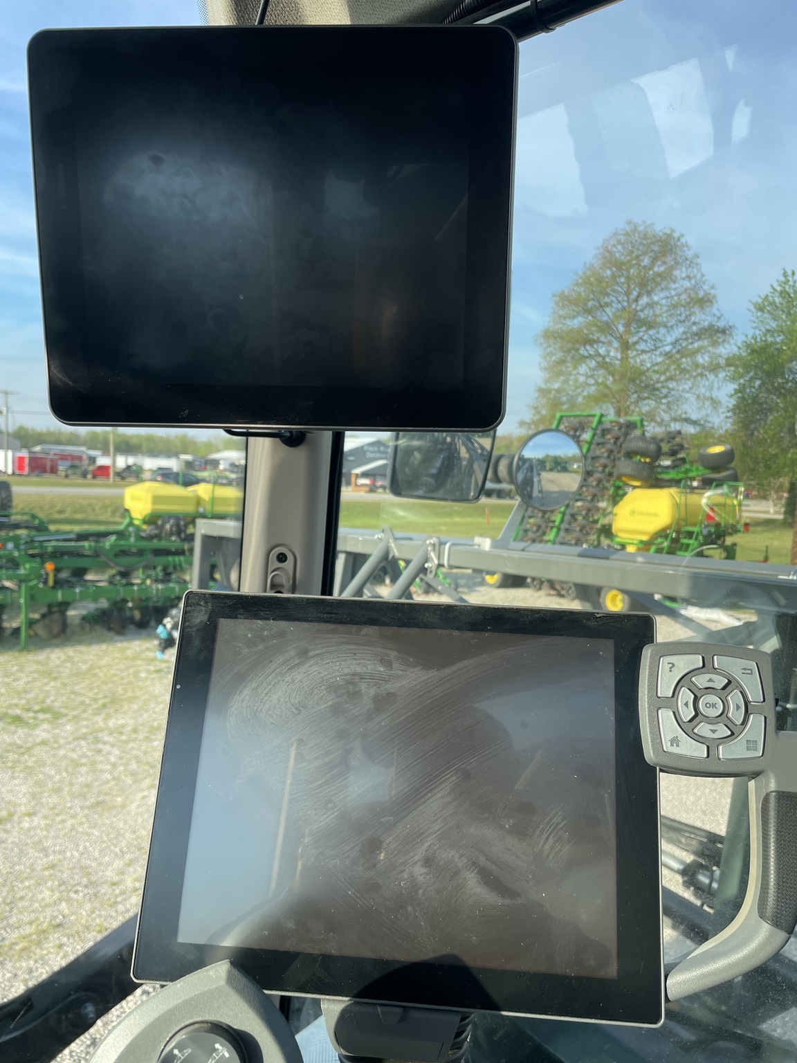 2025 Fendt RG934 Self-Propelled Sprayer