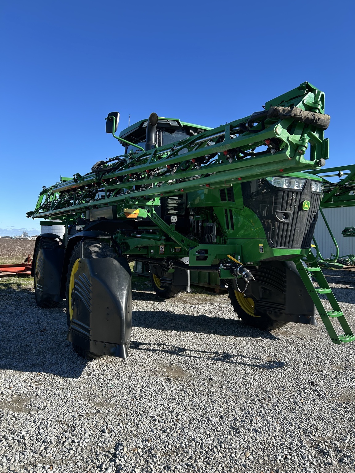2023 John Deere 410R Self-Propelled Sprayer
