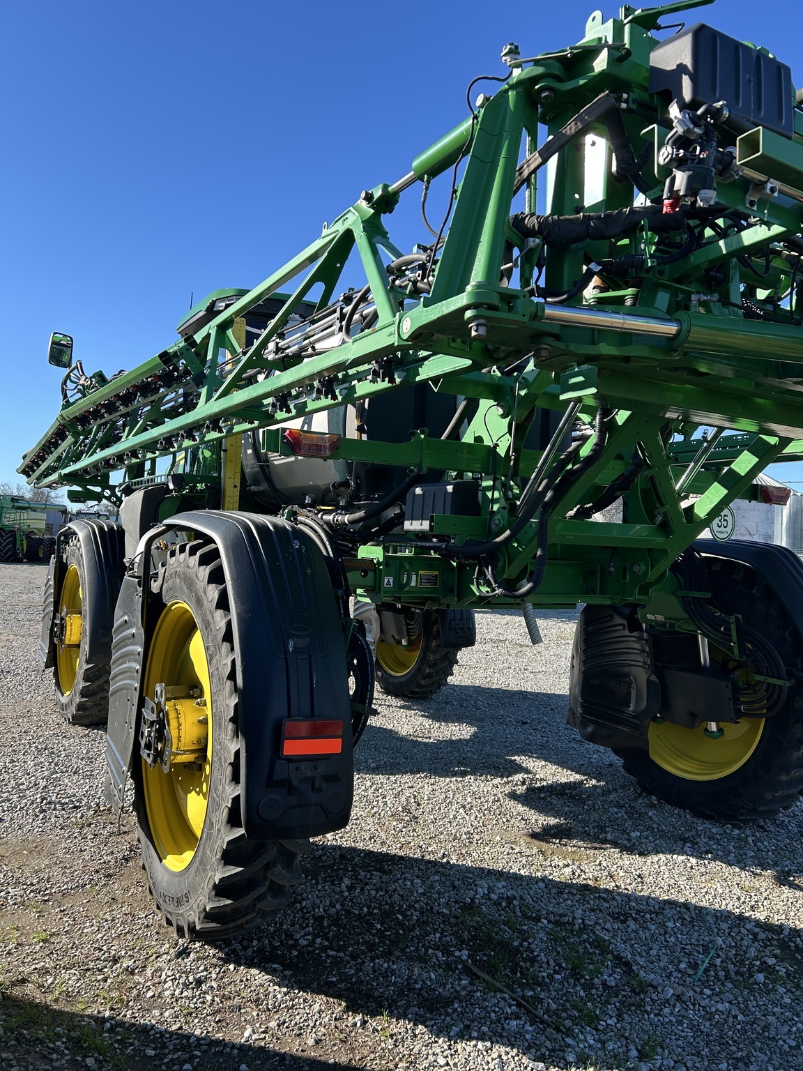 2023 John Deere 410R Self-Propelled Sprayer