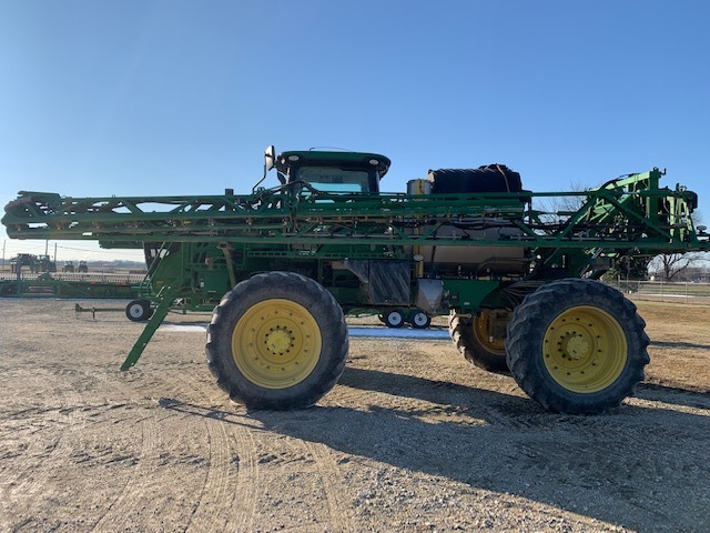 2021 John Deere R4045 Self-Propelled Sprayer