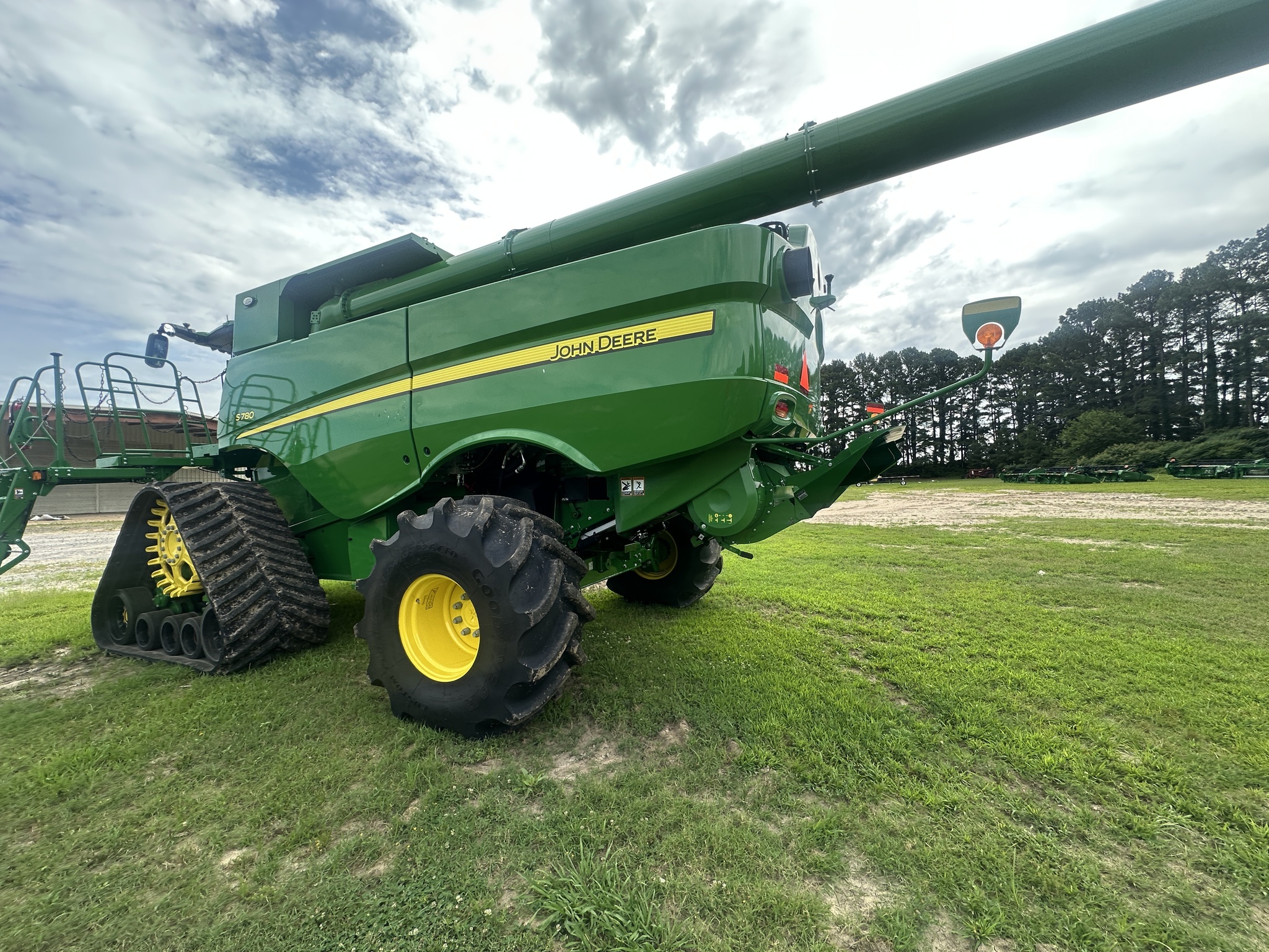 2024 John Deere S780 Combine