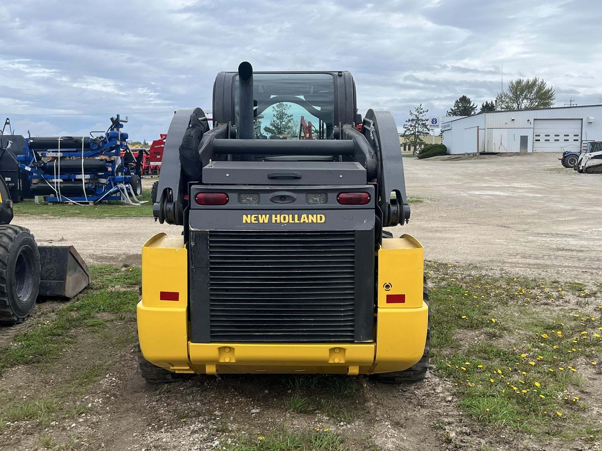 2023 New Holland L328 Skid Steer