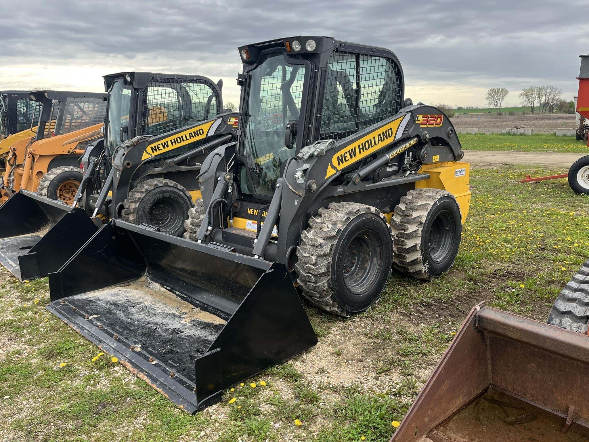 2021 New Holland L320 Skid Steer