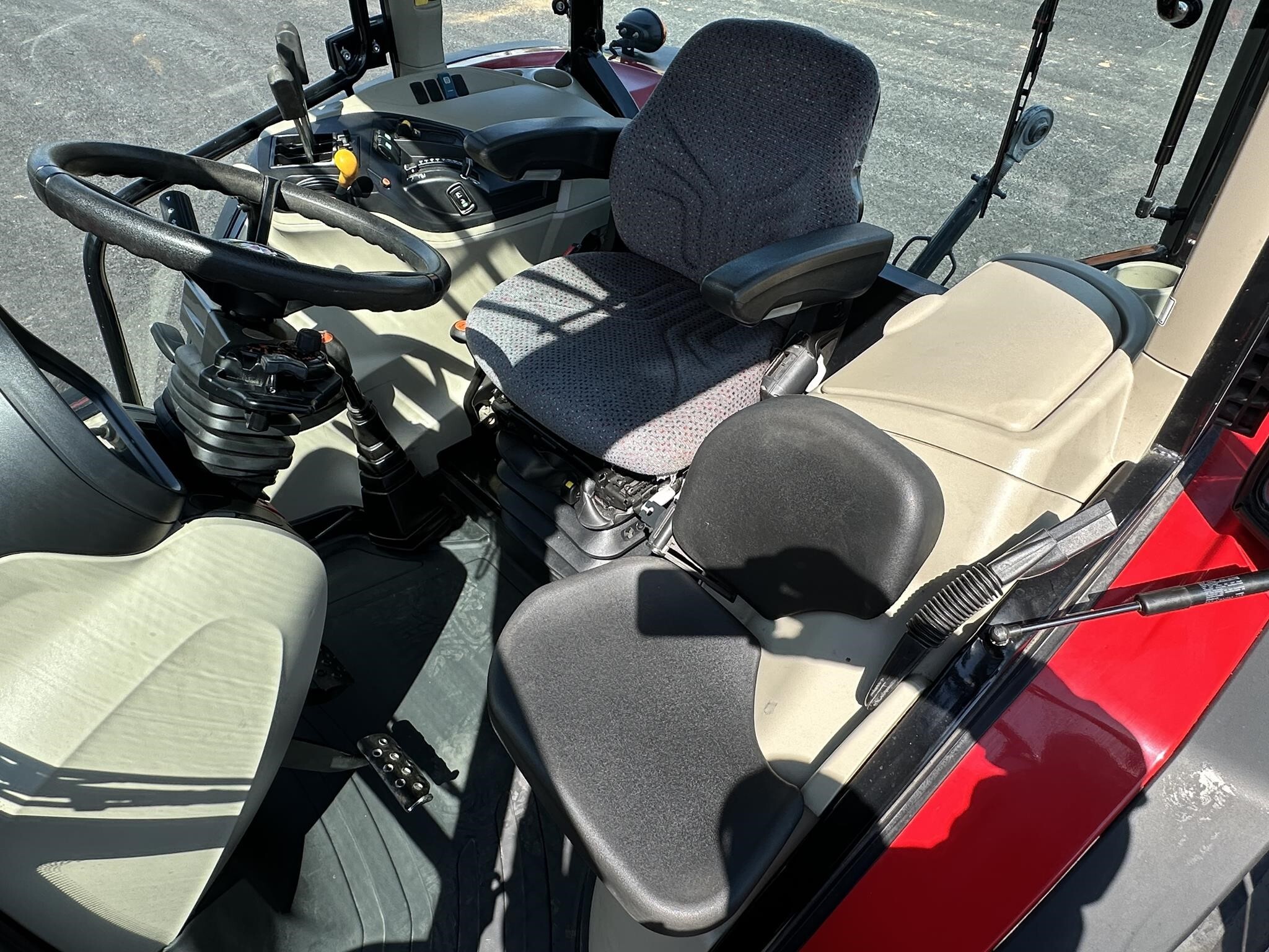 2022 Massey Ferguson 6713 Tractor