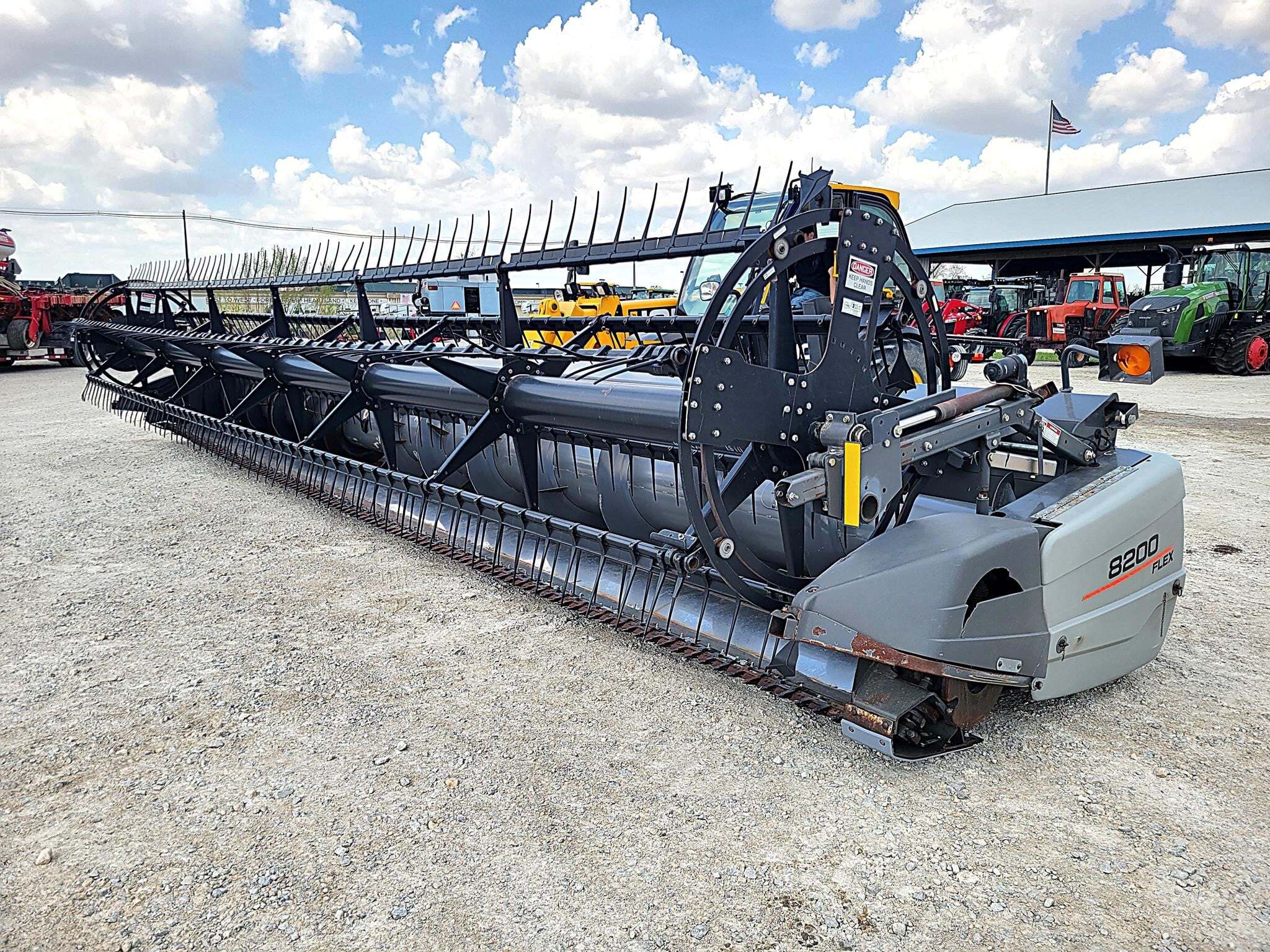 2008 Gleaner 8200 Platform