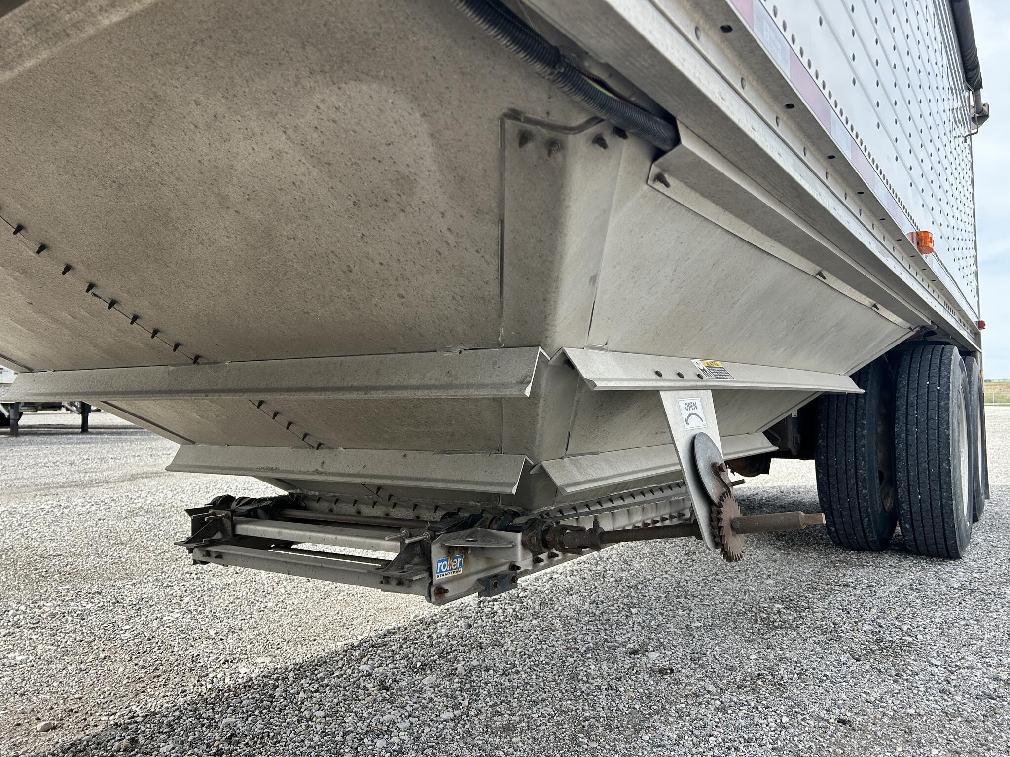 2015 Wilson DWH-501C Grain Trailer