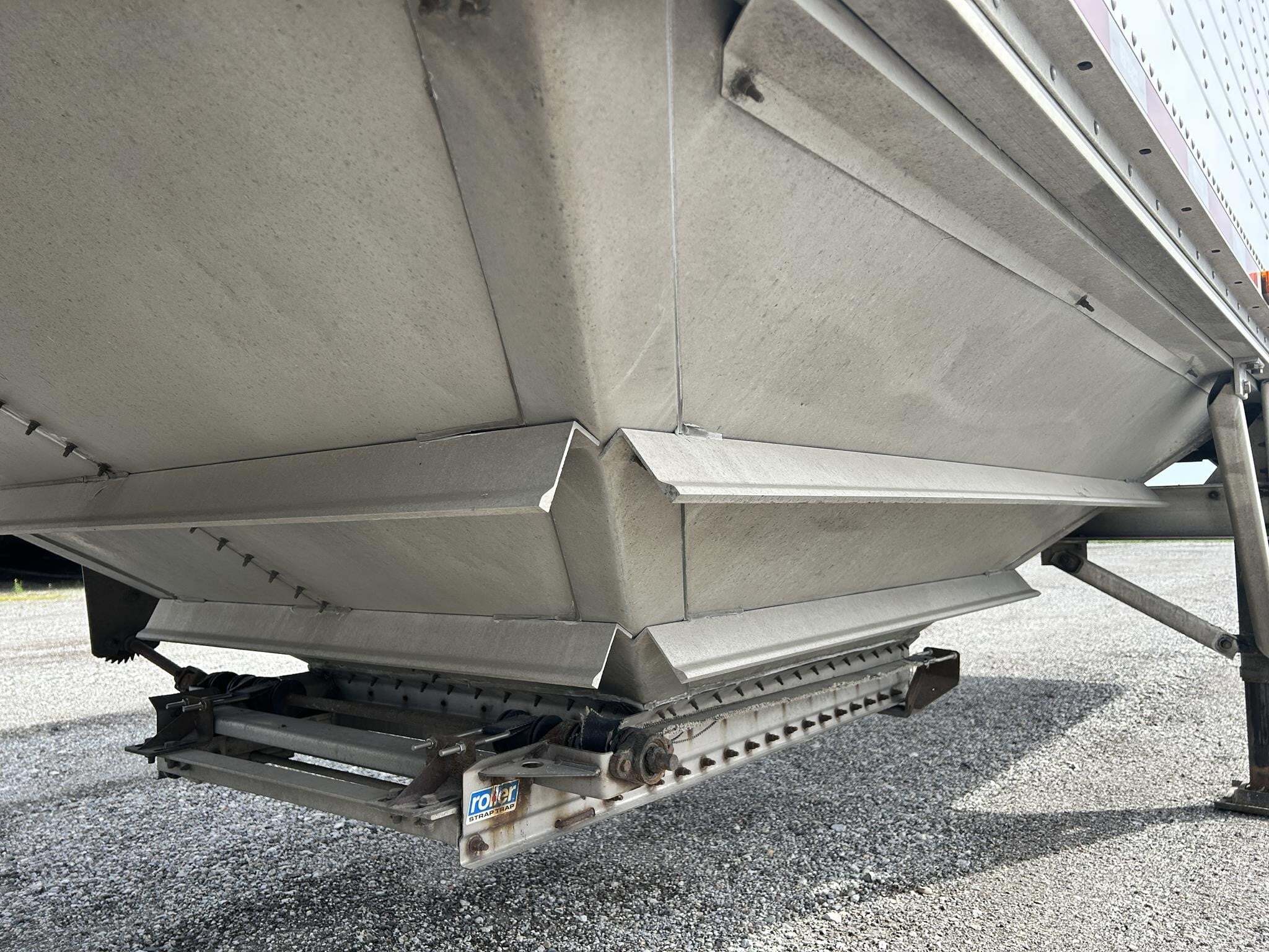 2015 Wilson DWH-501C Grain Trailer