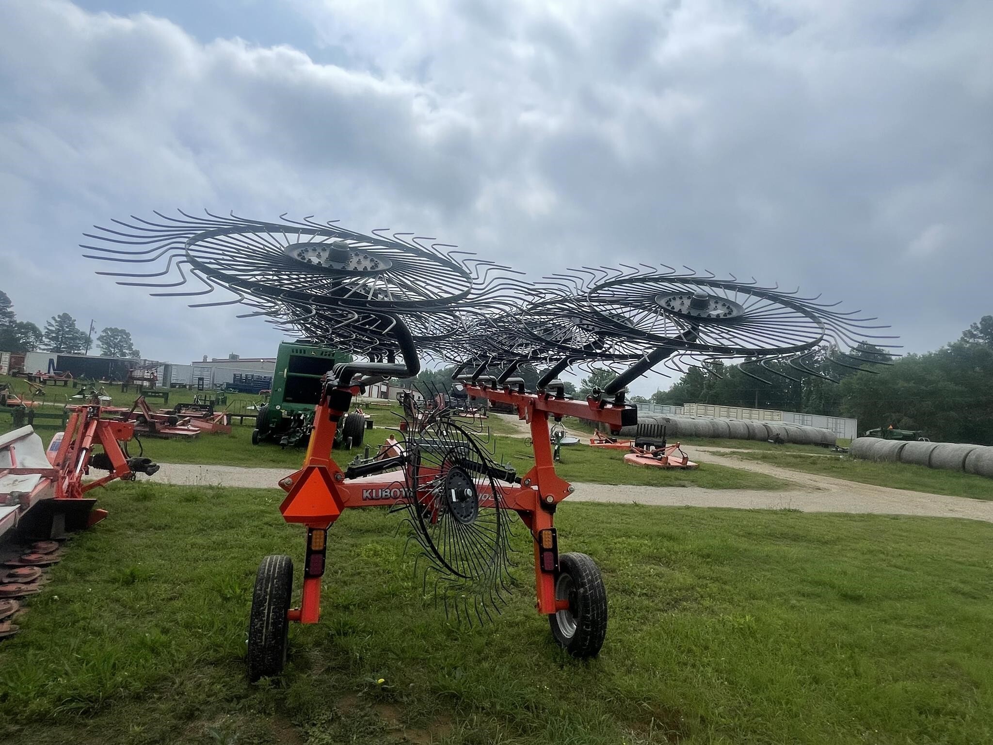 2020 Kubota RA210CR Rake