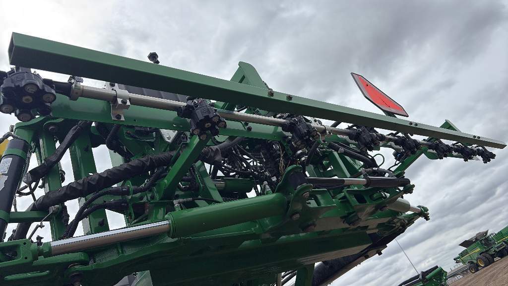 2025 John Deere 616R Self-Propelled Sprayer