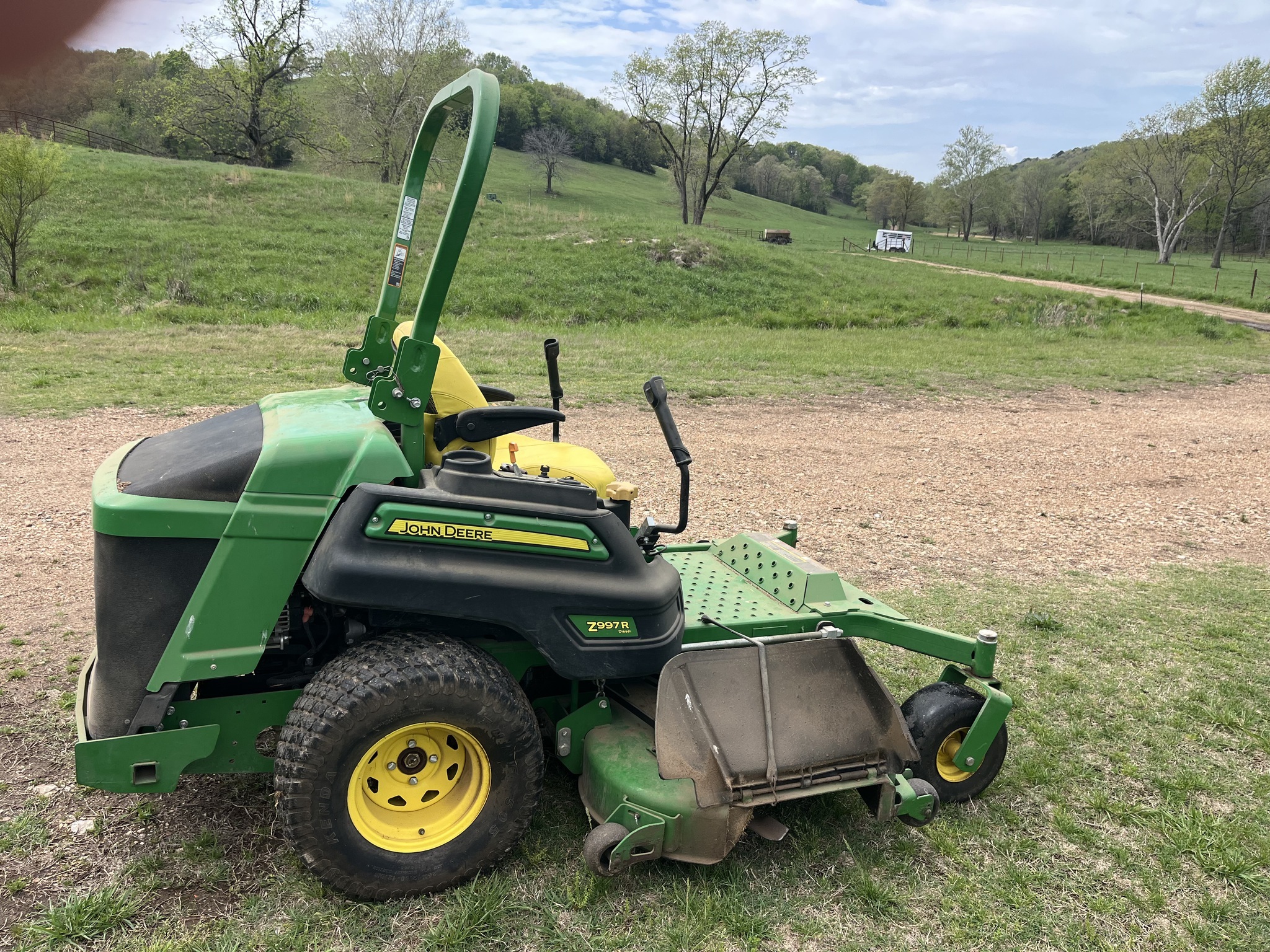 2017 John Deere Z997R Lawn Mower