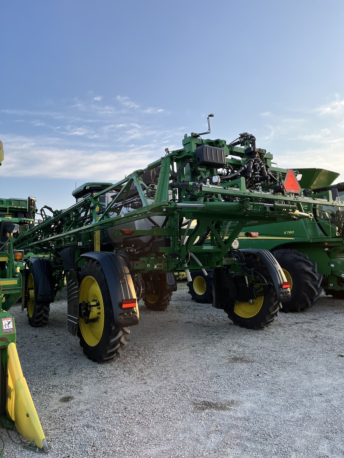 2023 John Deere 412R Self-Propelled Sprayer